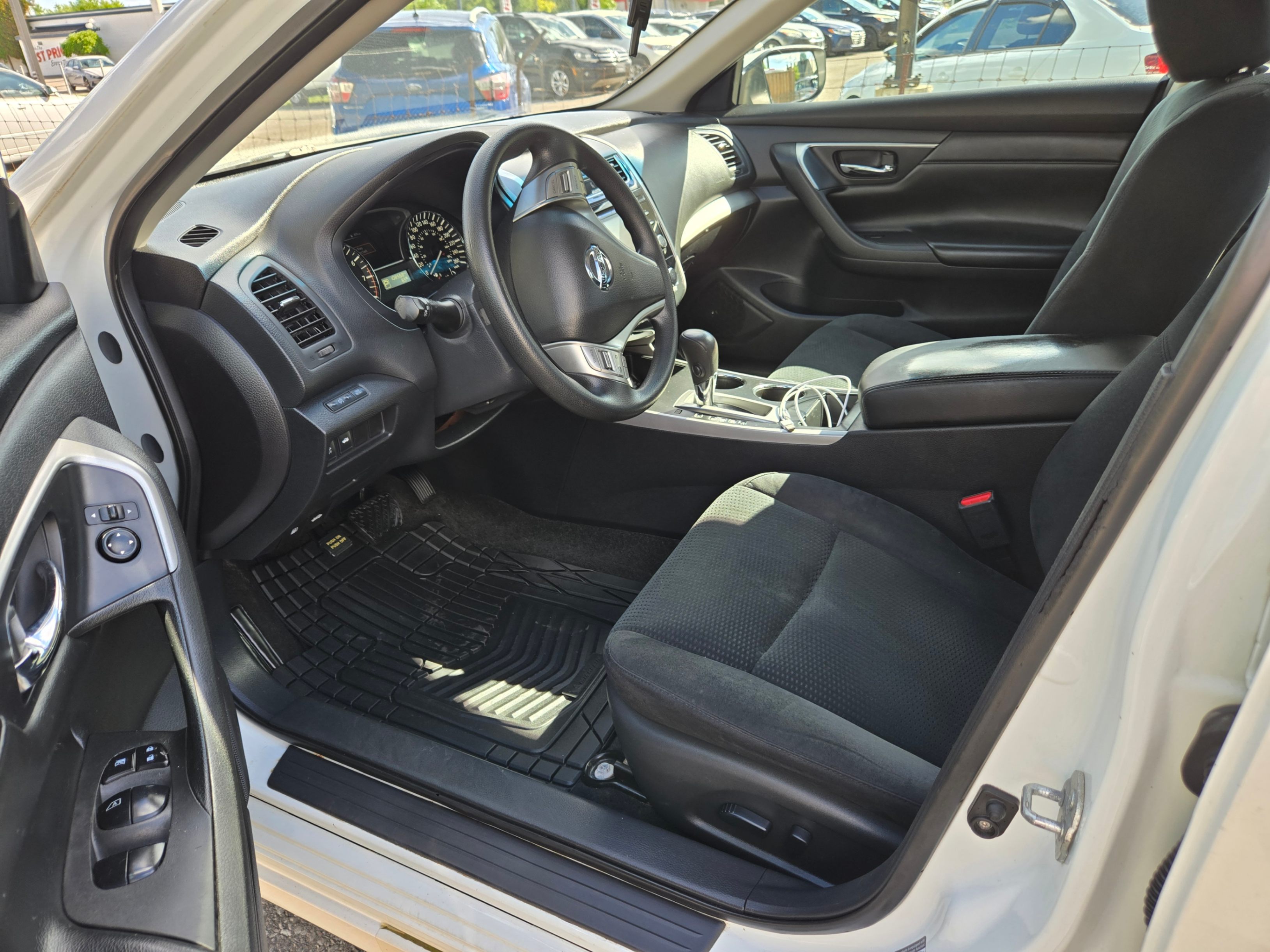 /hunsbroauto/2015-Nissan-Altima-15334470051335547.jpg