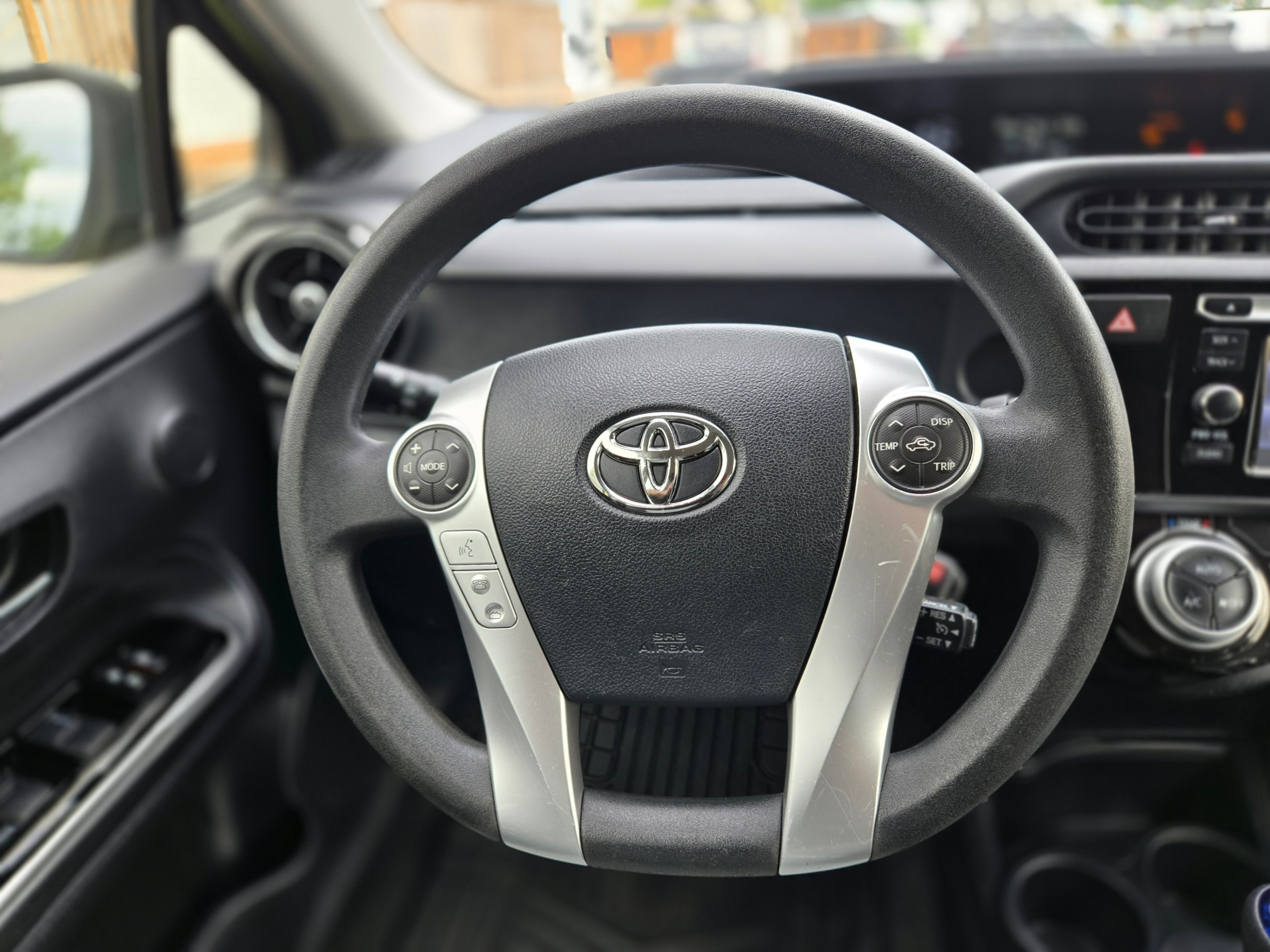 /hunsbroauto/2015-Toyota-PriusC-518706326605729.jpg