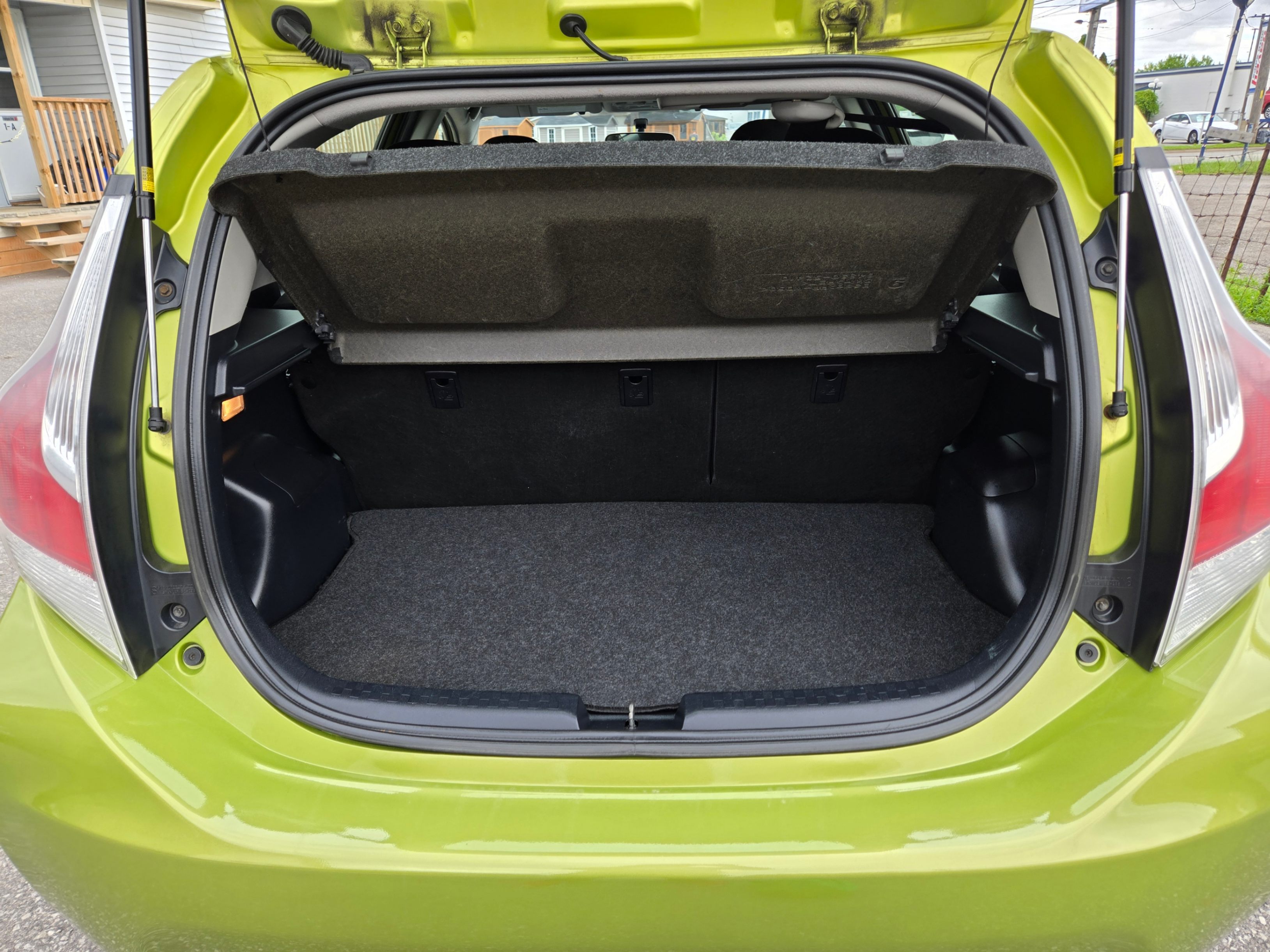 /hunsbroauto/2015-Toyota-PriusC-748998899561572.jpg