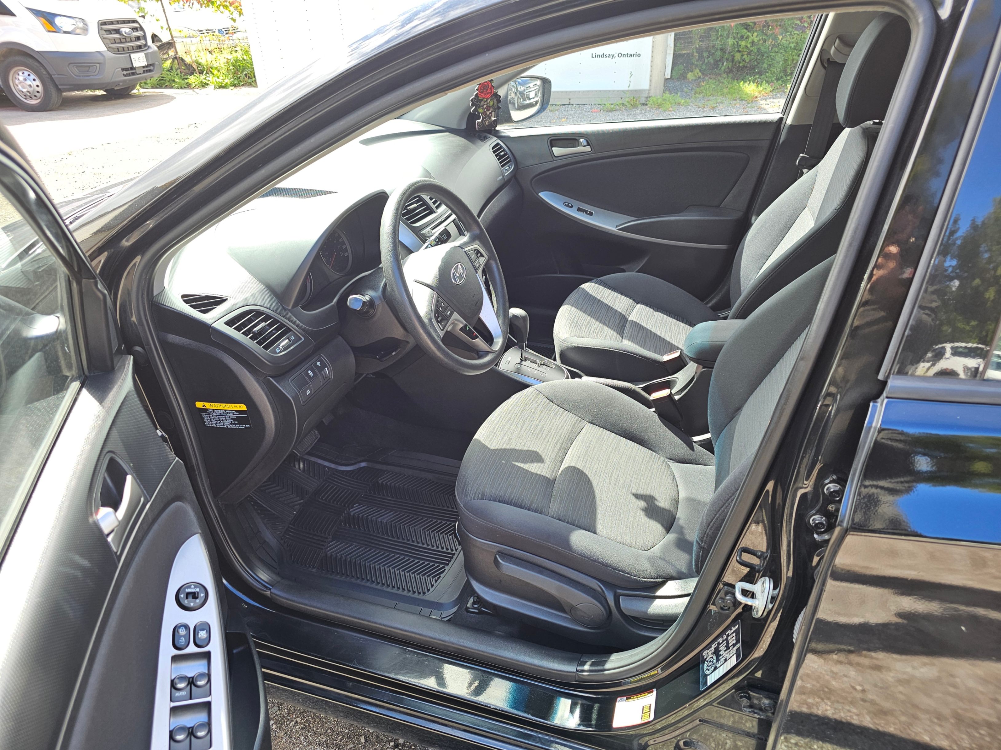 /hunsbroauto/2016-Hyundai-Accent-1887810862635524.jpg
