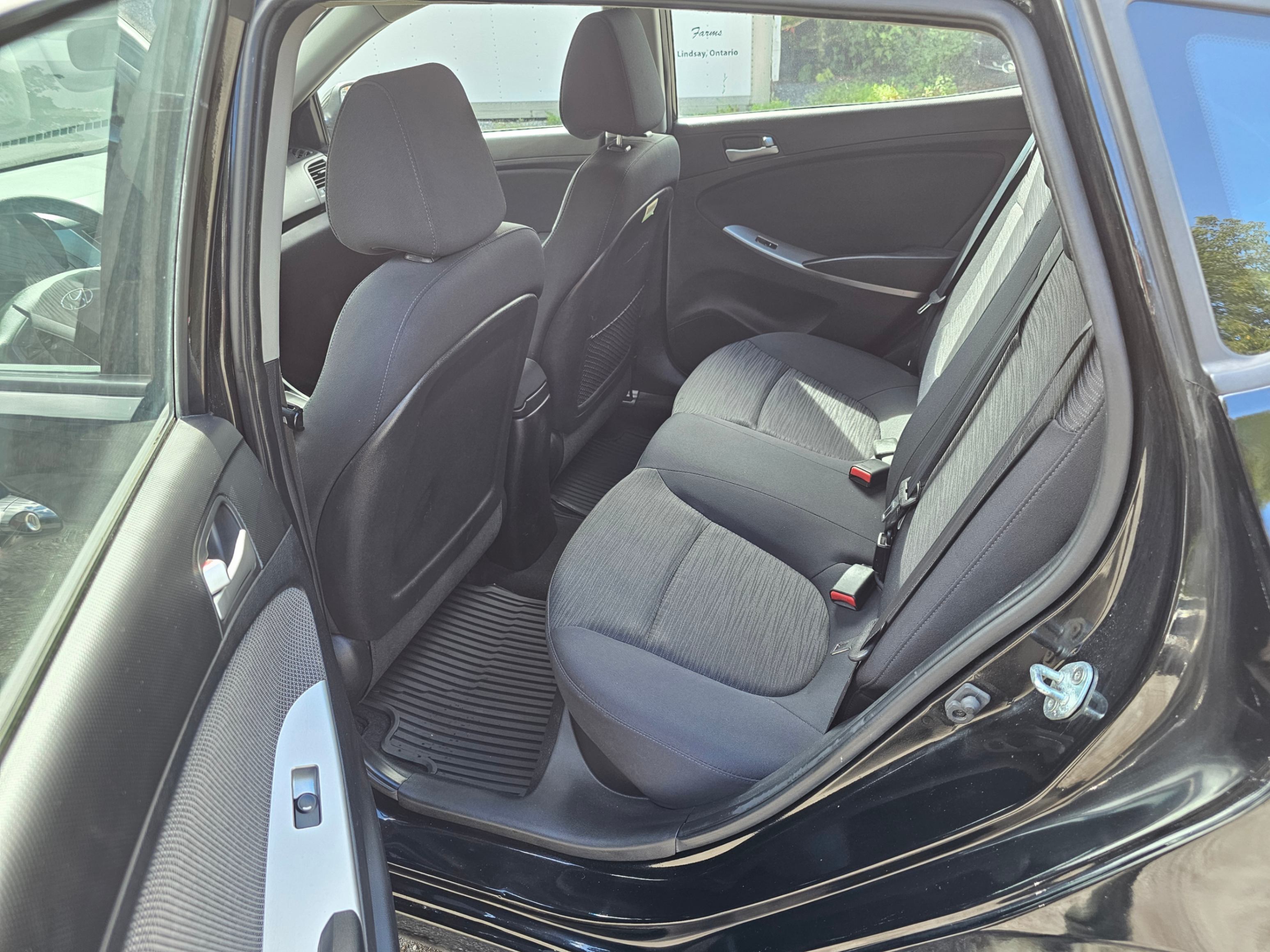 /hunsbroauto/2016-Hyundai-Accent-6984888566377196.jpg