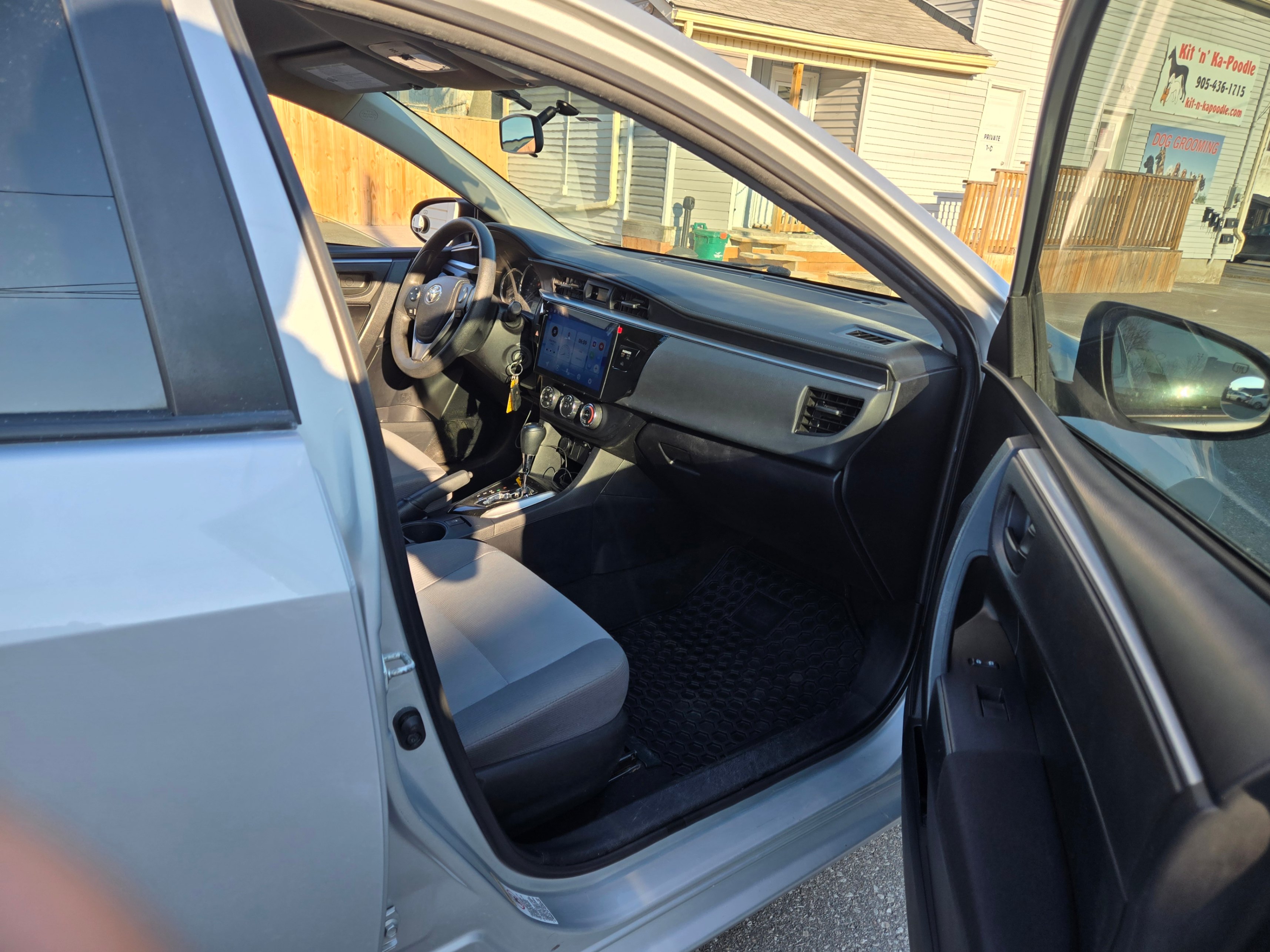 /hunsbroauto/2016-Toyota-Corolla-06777639947964631.jpg