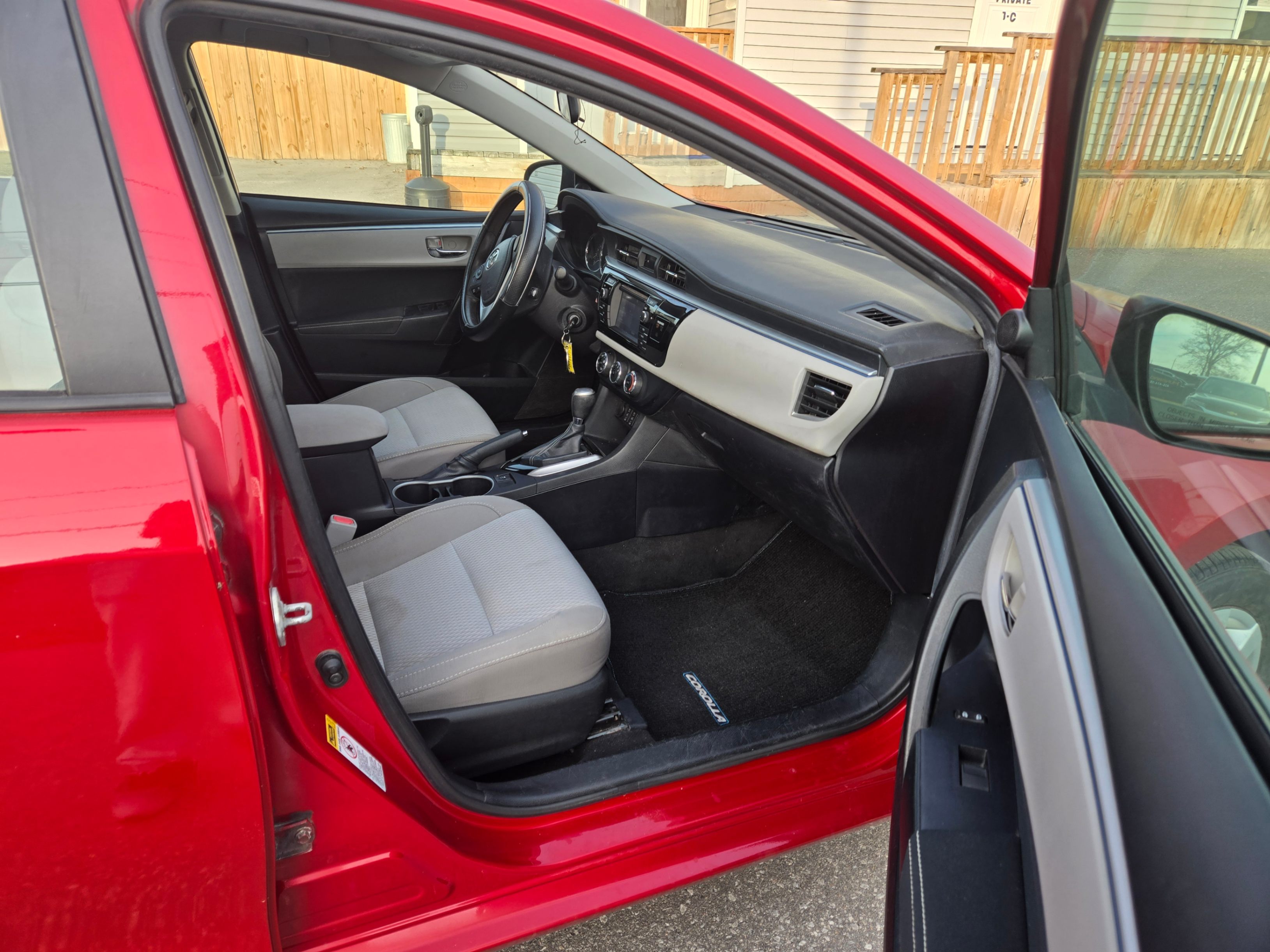 /hunsbroauto/2016-Toyota-Corolla-42386131082054623.jpg