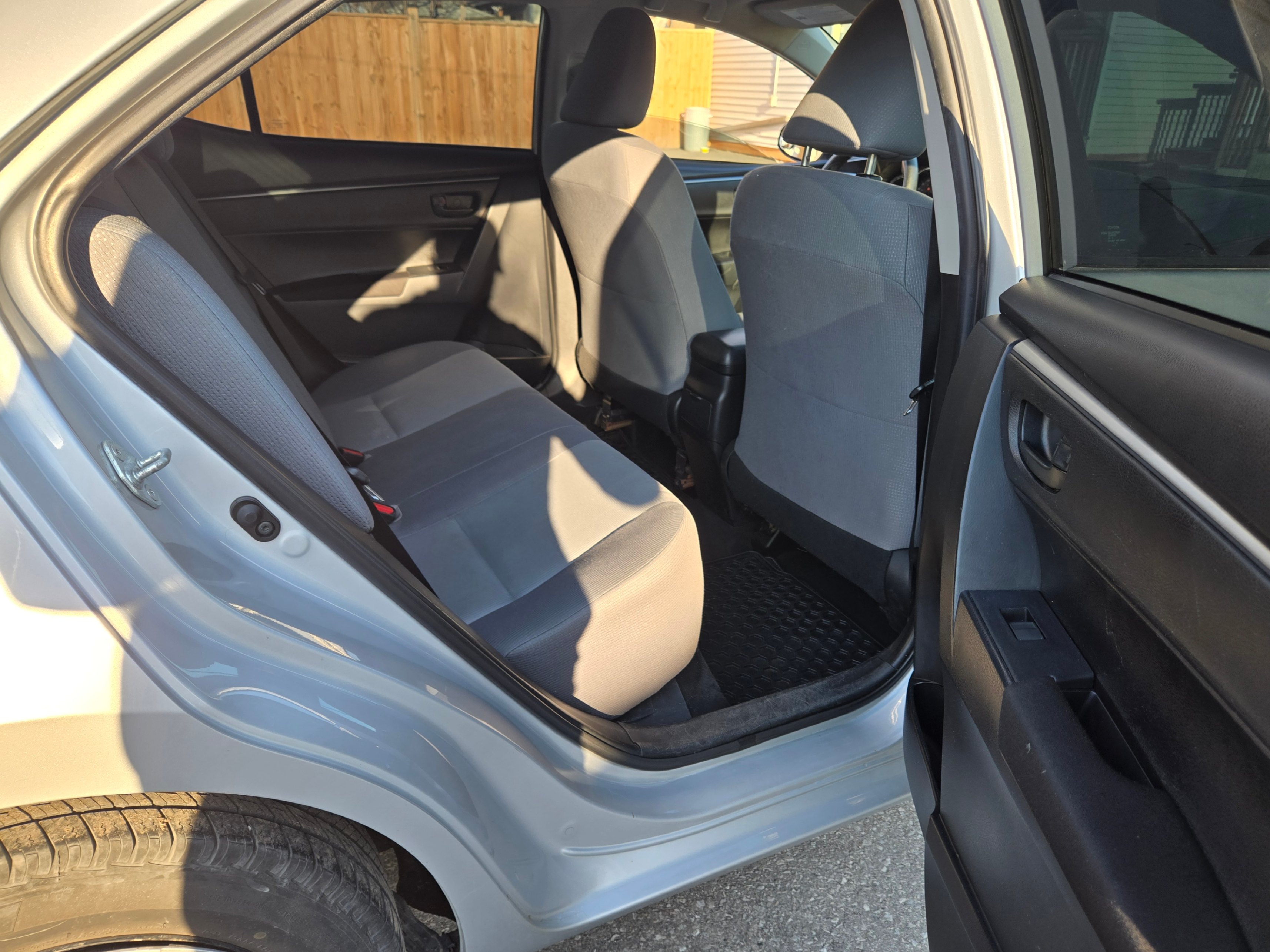 /hunsbroauto/2016-Toyota-Corolla-4526311905027205.jpg