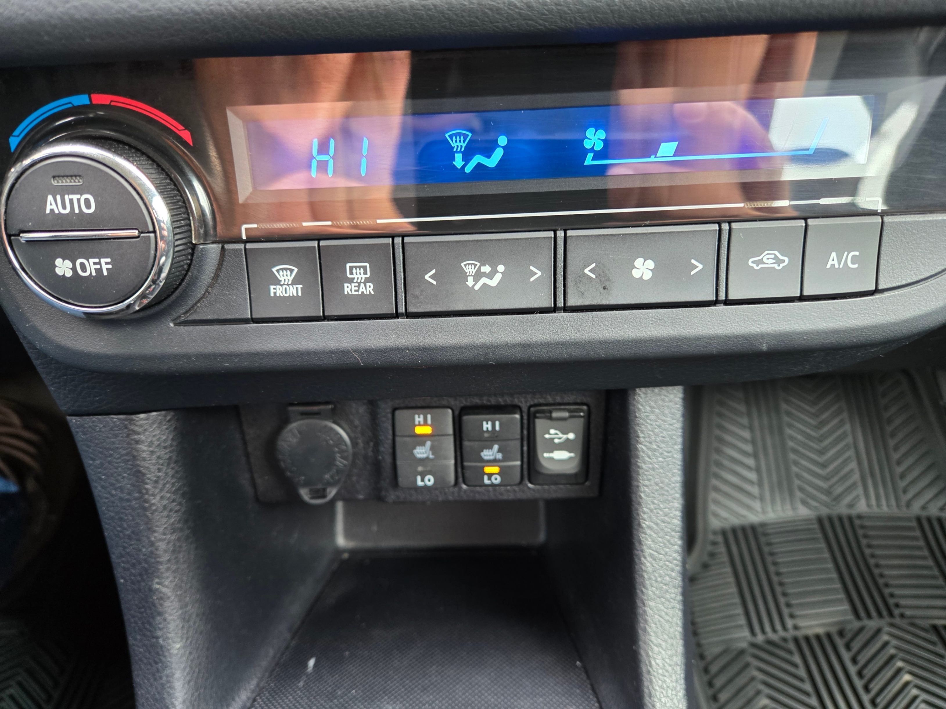 /hunsbroauto/2016-Toyota-Corolla-5019755931098133.jpg