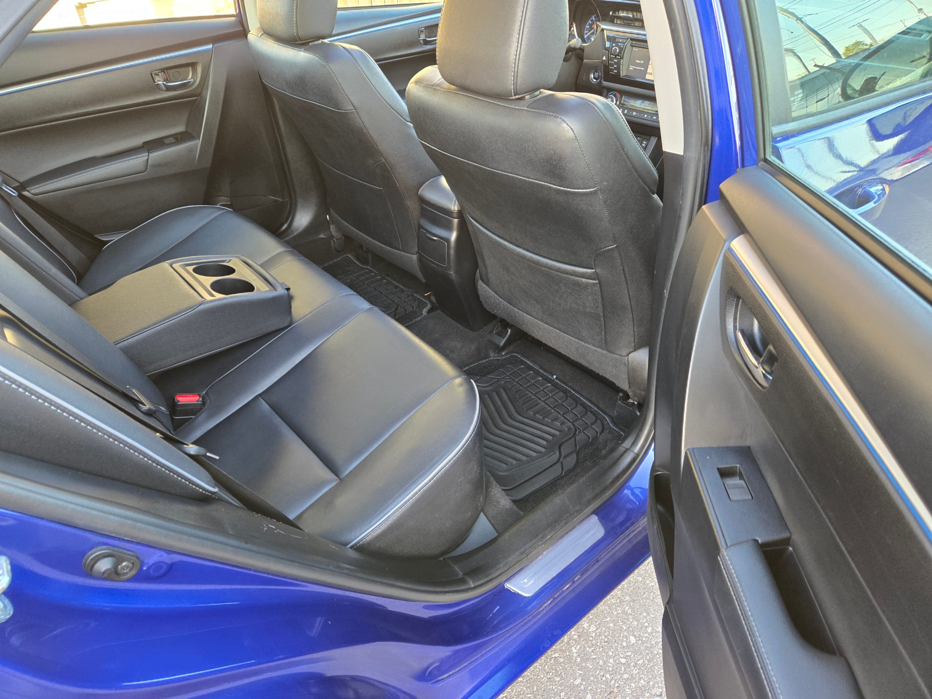 /hunsbroauto/2016-Toyota-Corolla-7886683926078324.jpg