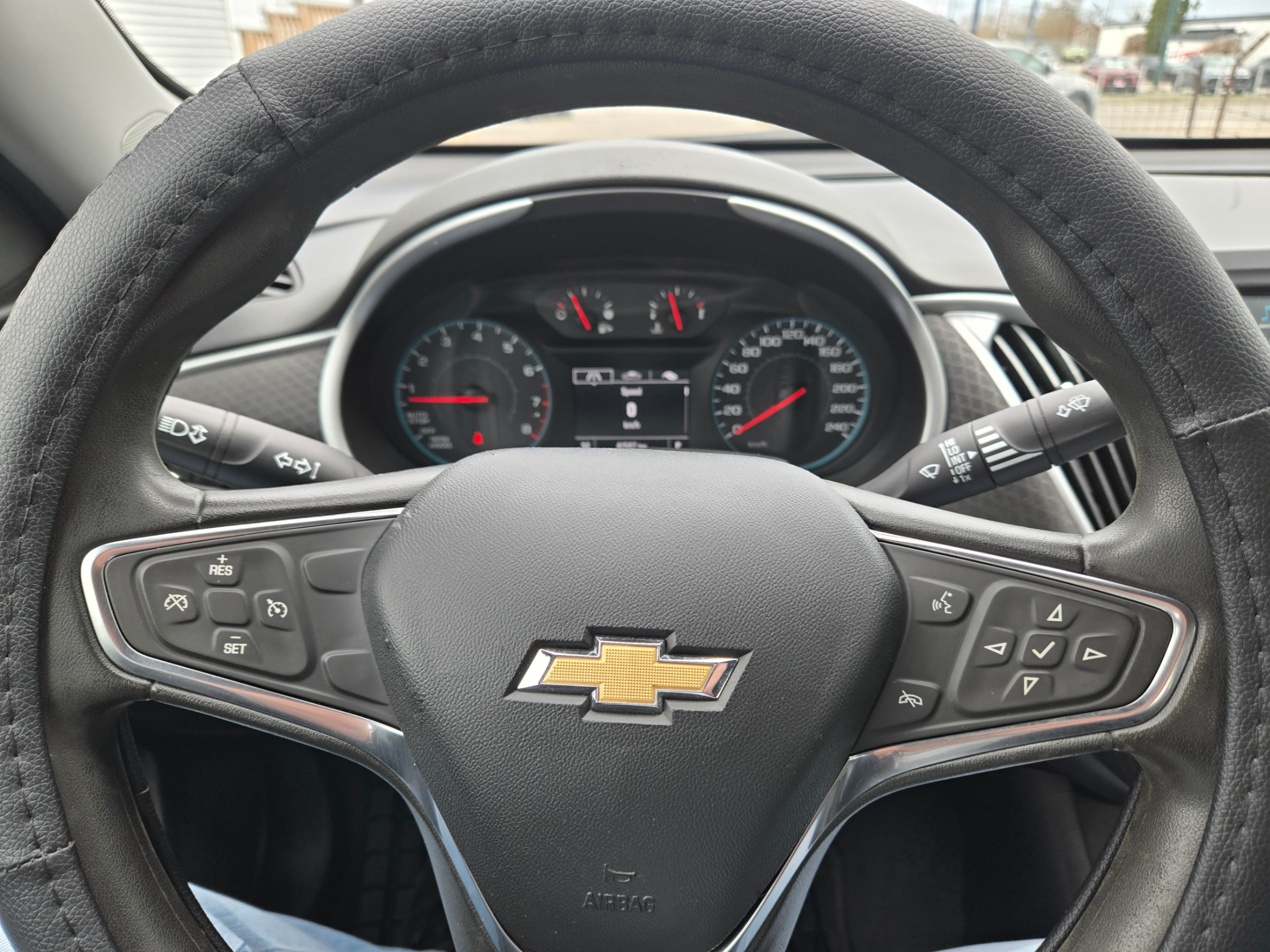 /hunsbroauto/2017-Chevrolet-Malibu-2863210517182406.jpg