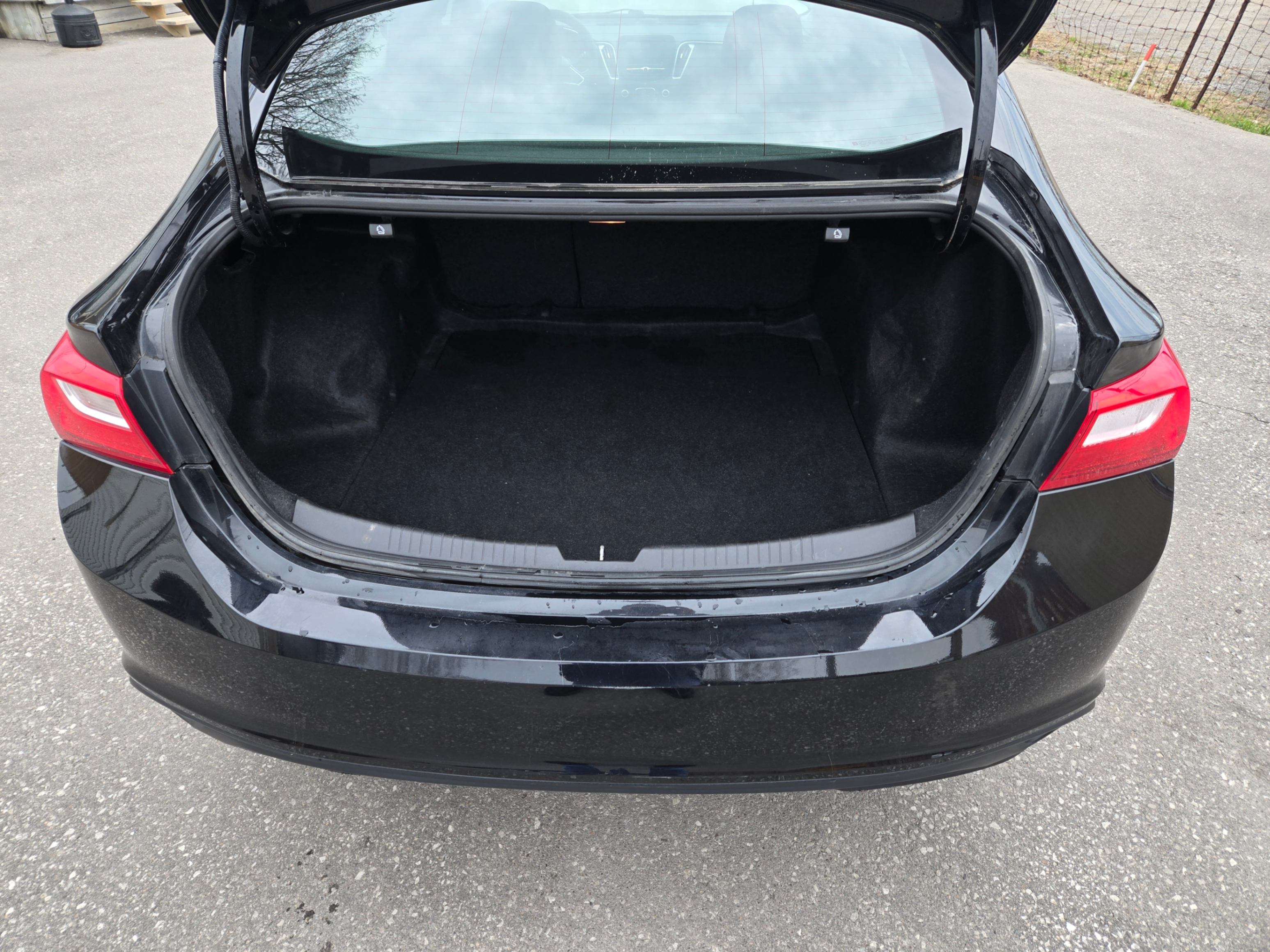 /hunsbroauto/2017-Chevrolet-Malibu-7968992952663485.jpg