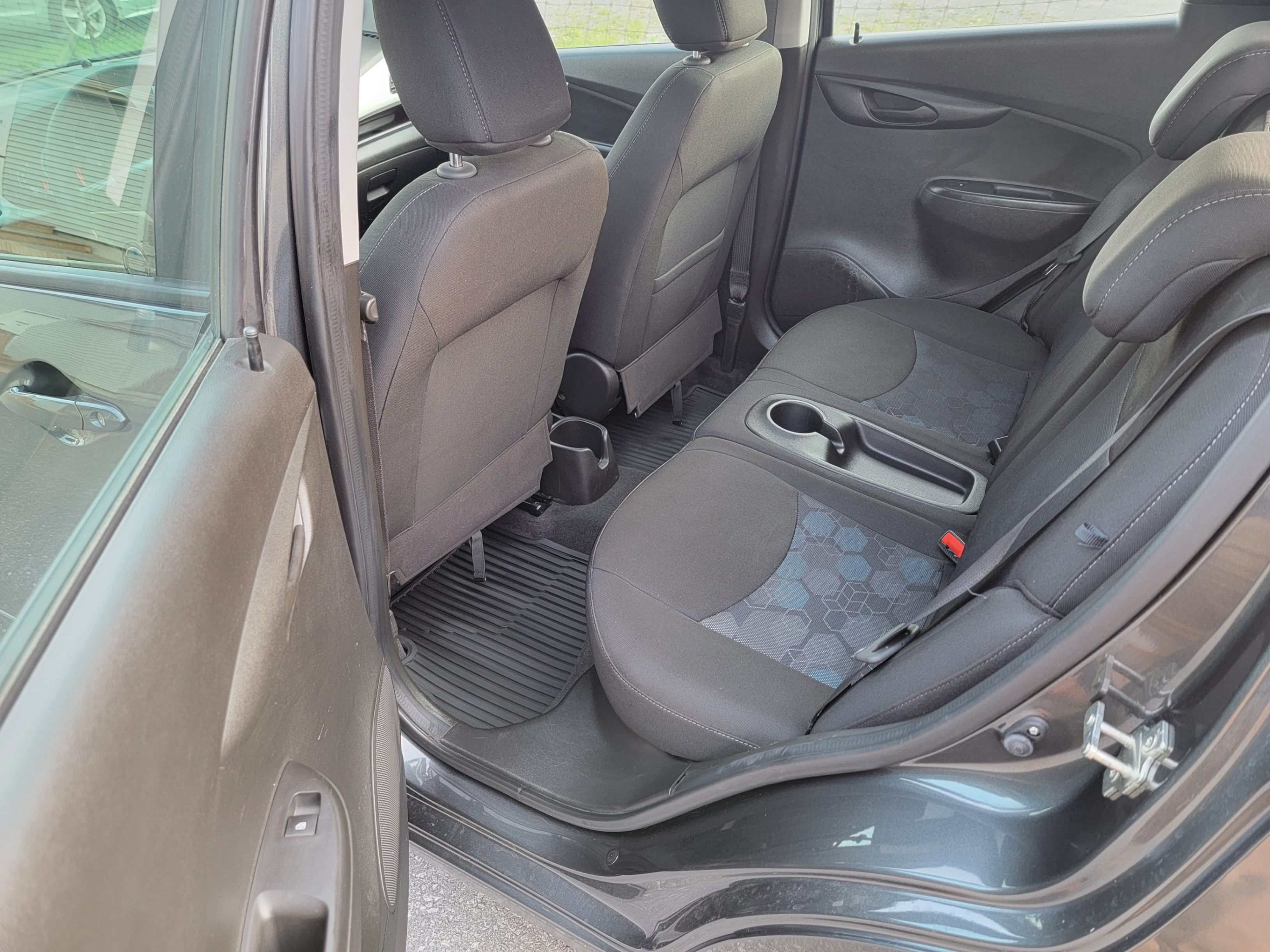 /hunsbroauto/2017-Chevrolet-Spark-05083447499158433.jpg