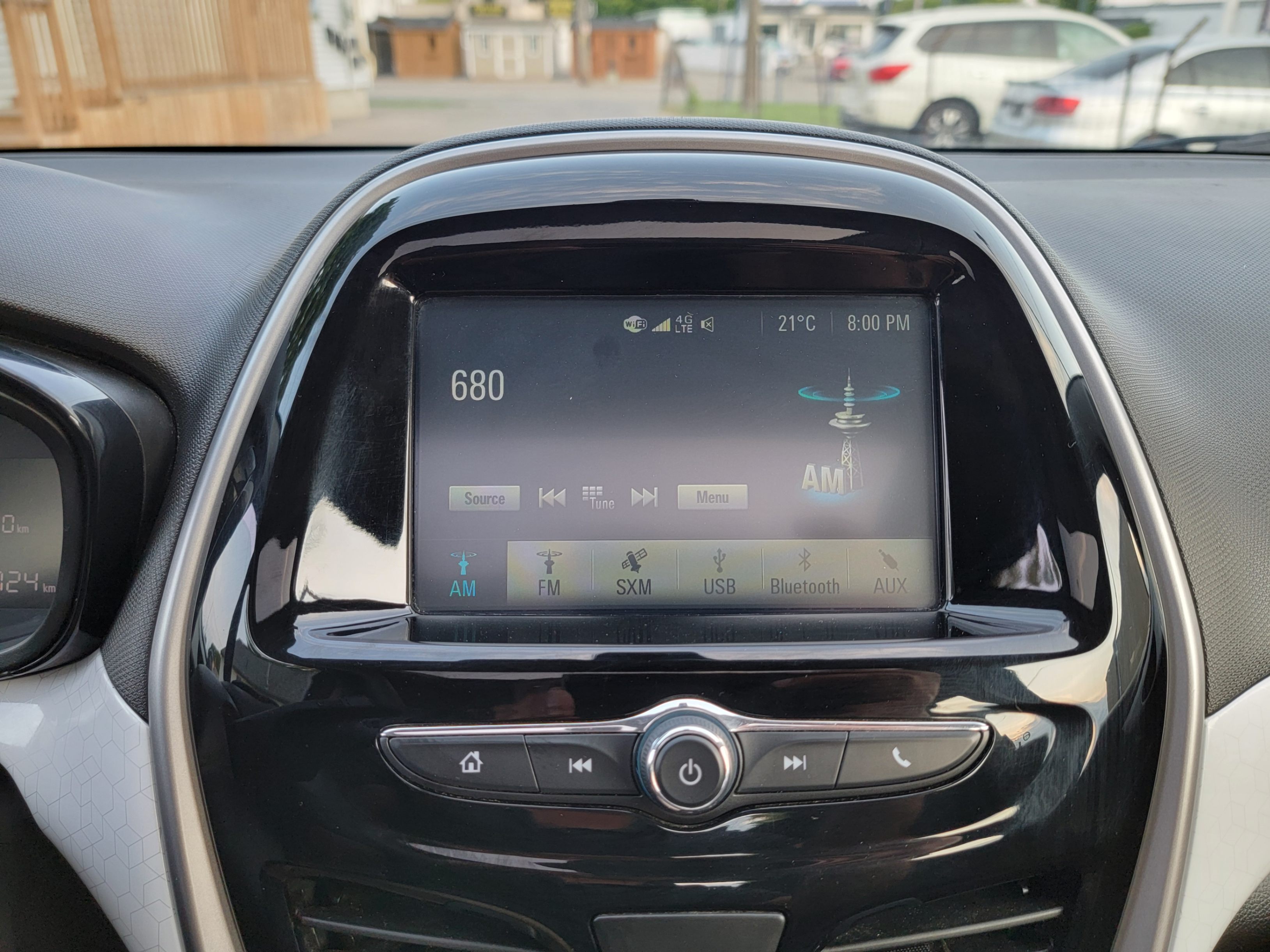 /hunsbroauto/2017-Chevrolet-Spark-33529385238936515.jpg