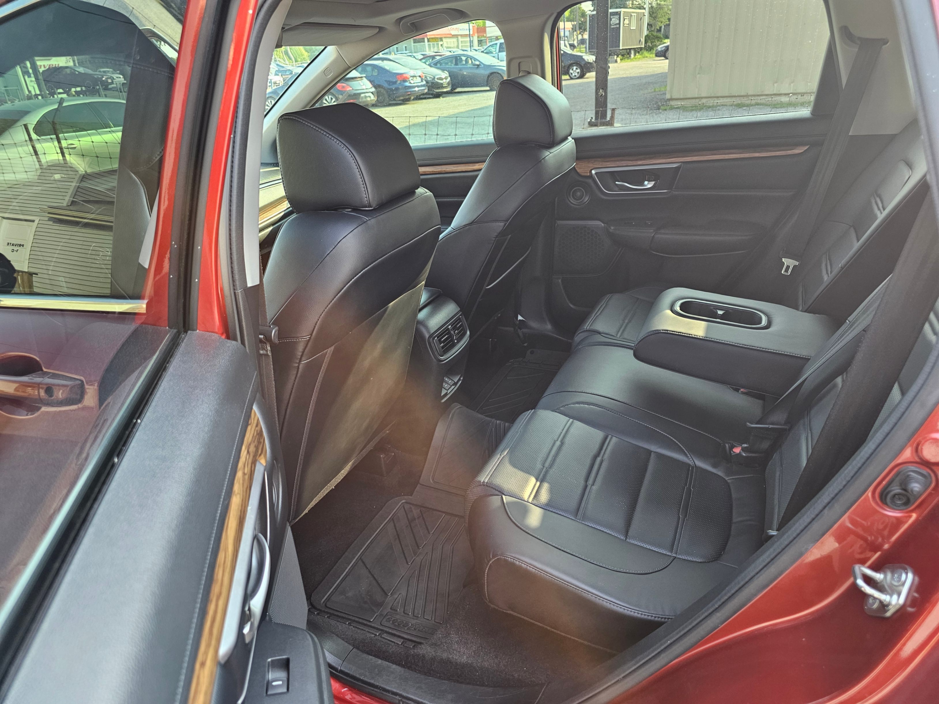 /hunsbroauto/2017-Honda-CR-V-3783062506460062.jpg