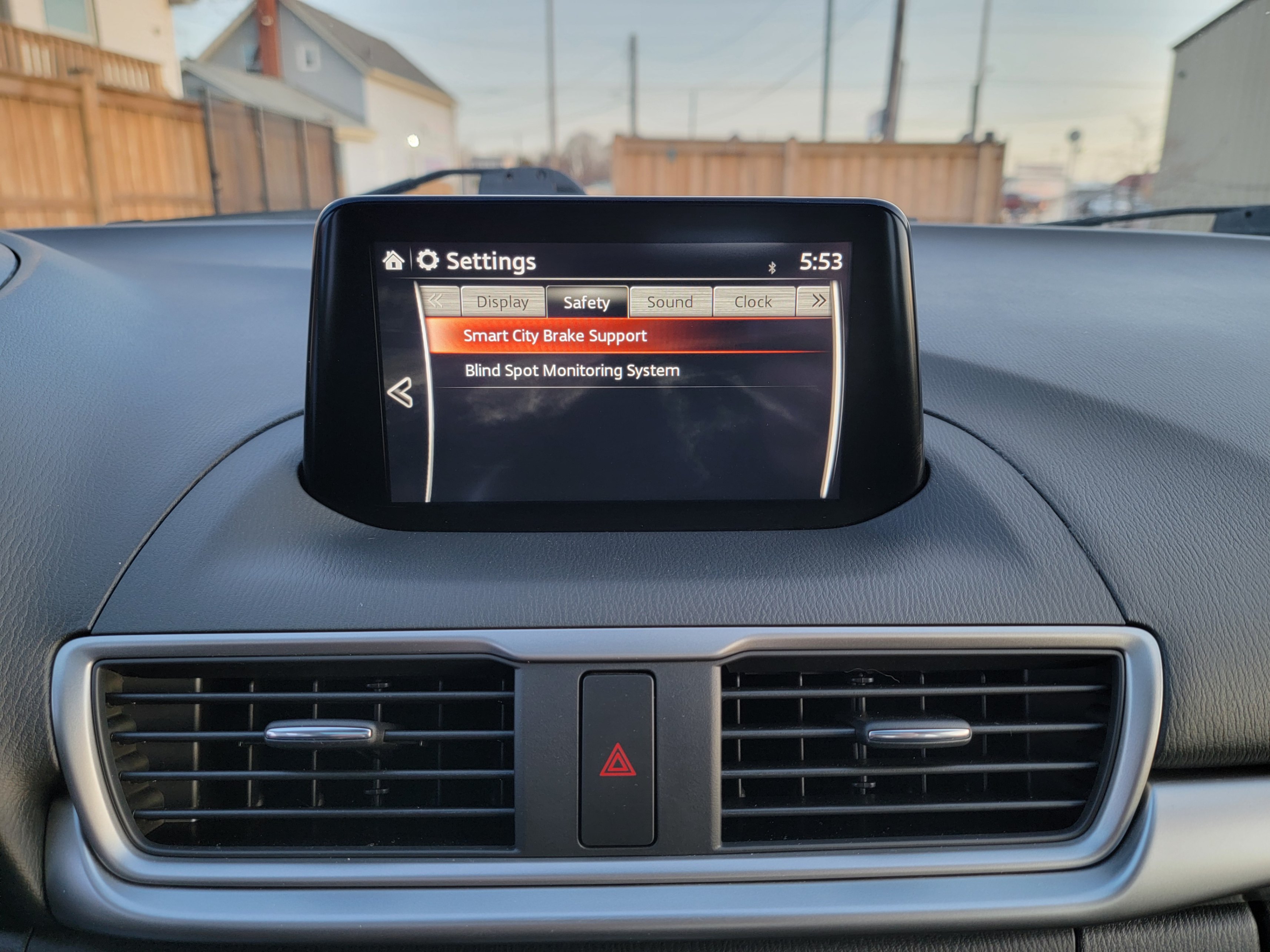 /hunsbroauto/2017-Mazda-Mazda3-2816703479447382.jpg
