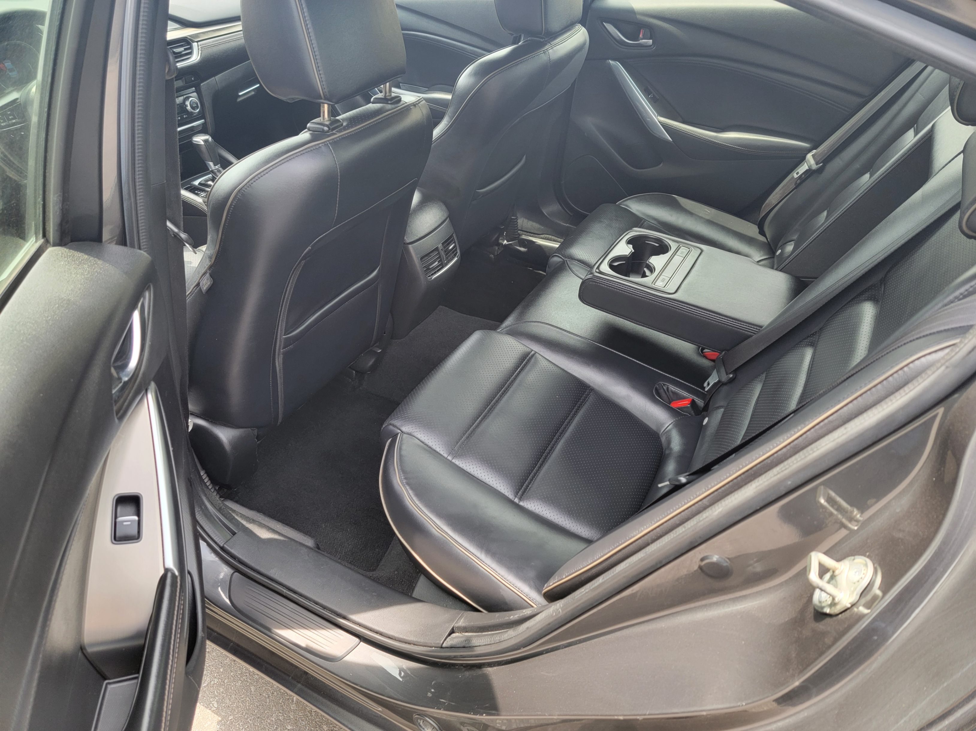 /hunsbroauto/2017-Mazda-Mazda6-363922770169149.jpg