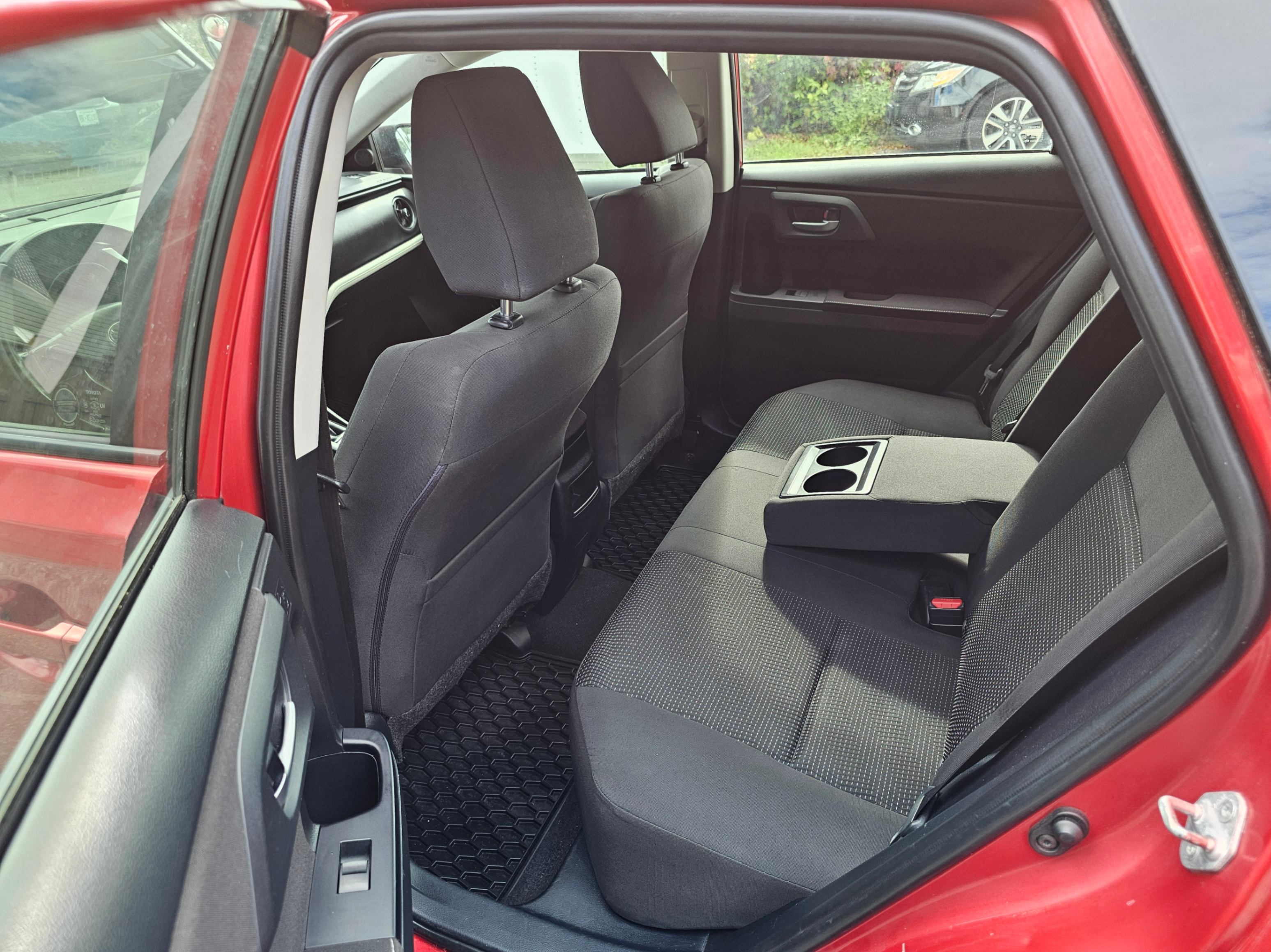 /hunsbroauto/2017-Toyota-CorollaiM-5864496606607095.jpg