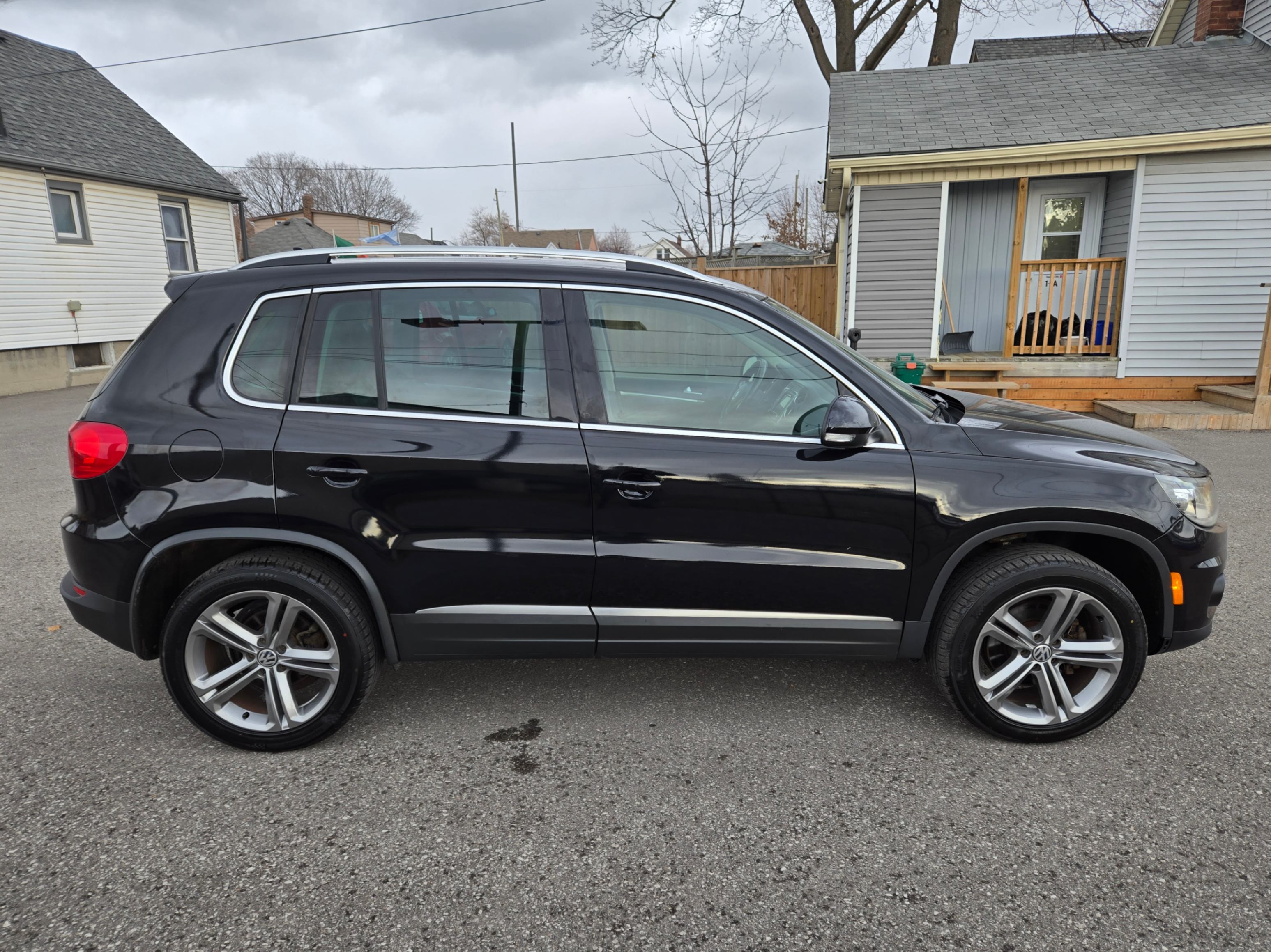 /hunsbroauto/2017-Volkswagen-Tiguan-3650611052891375.jpg