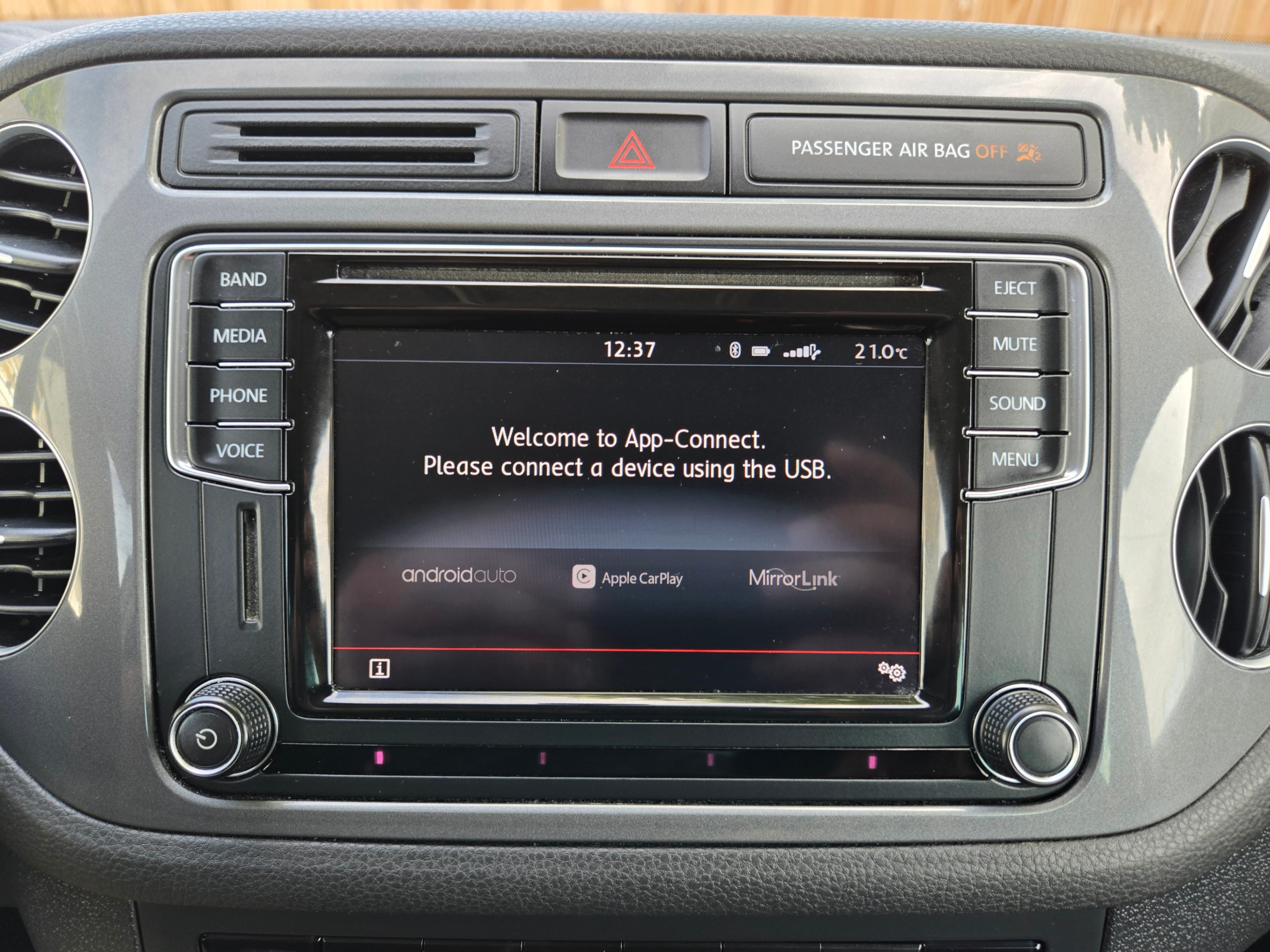 /hunsbroauto/2017-Volkswagen-Tiguan-9376387250682758.jpg