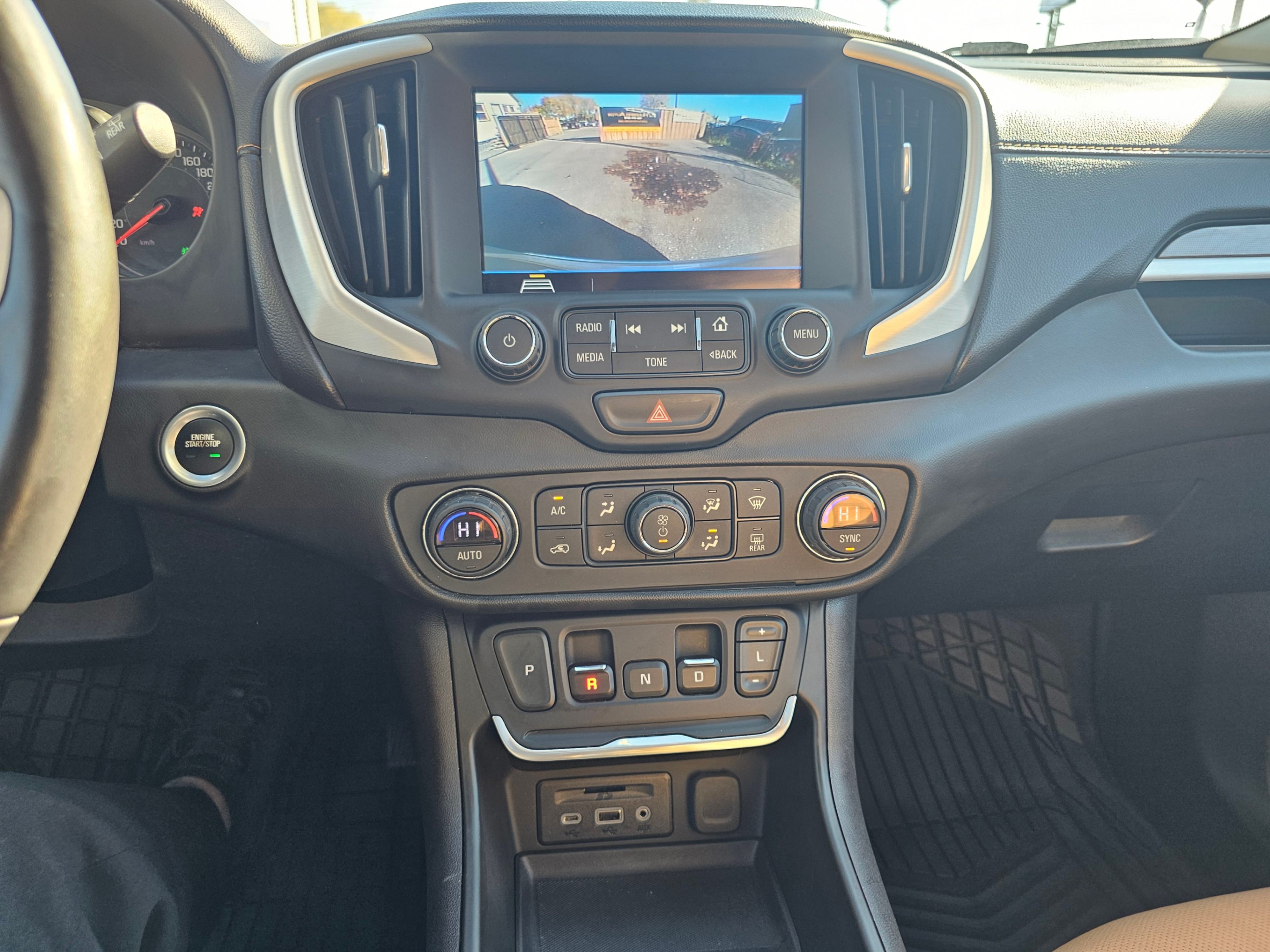 /hunsbroauto/2018-GMC-Terrain-022165291022788525.jpg