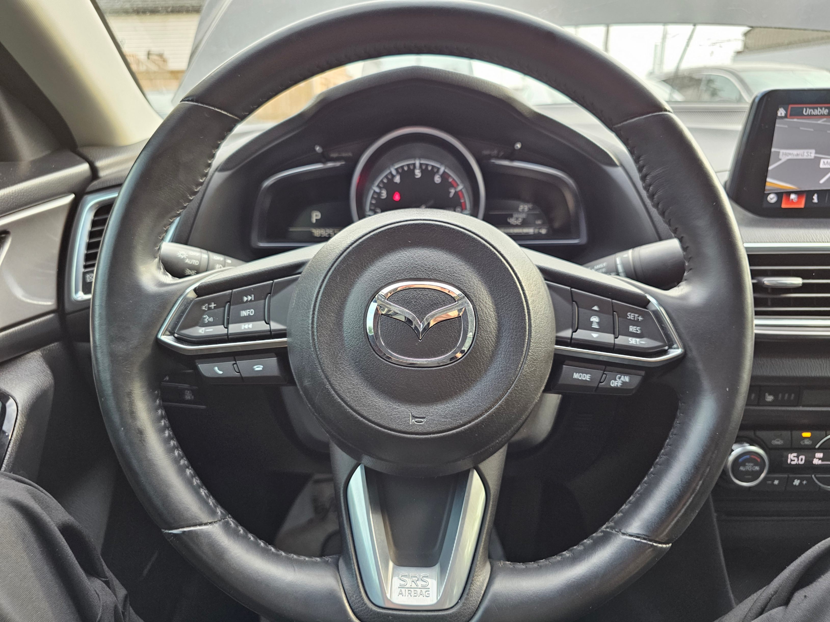 /hunsbroauto/2018-Mazda-Mazda3-2116054306158608.jpg