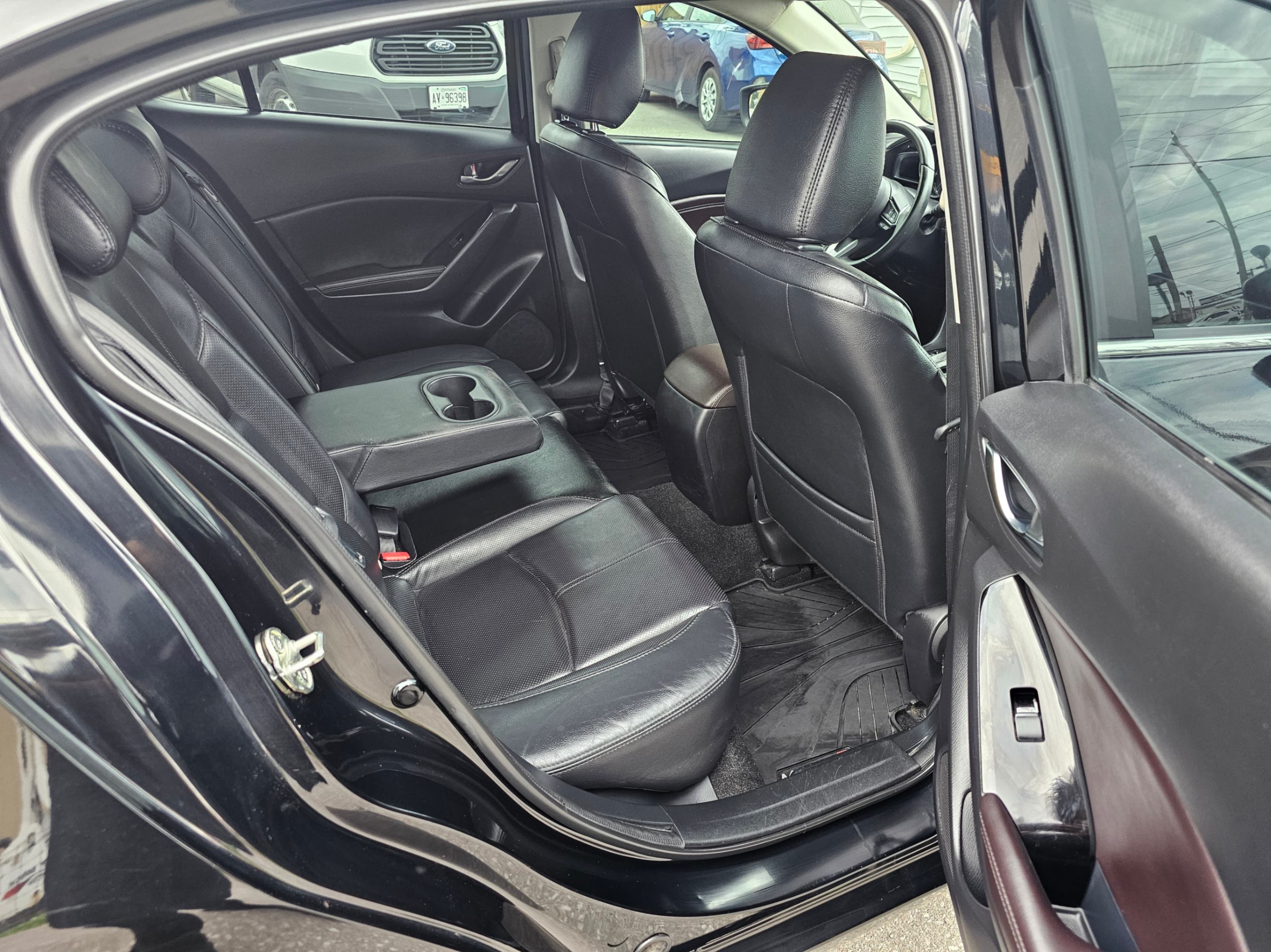 /hunsbroauto/2018-Mazda-Mazda3-4381013531166893.jpg