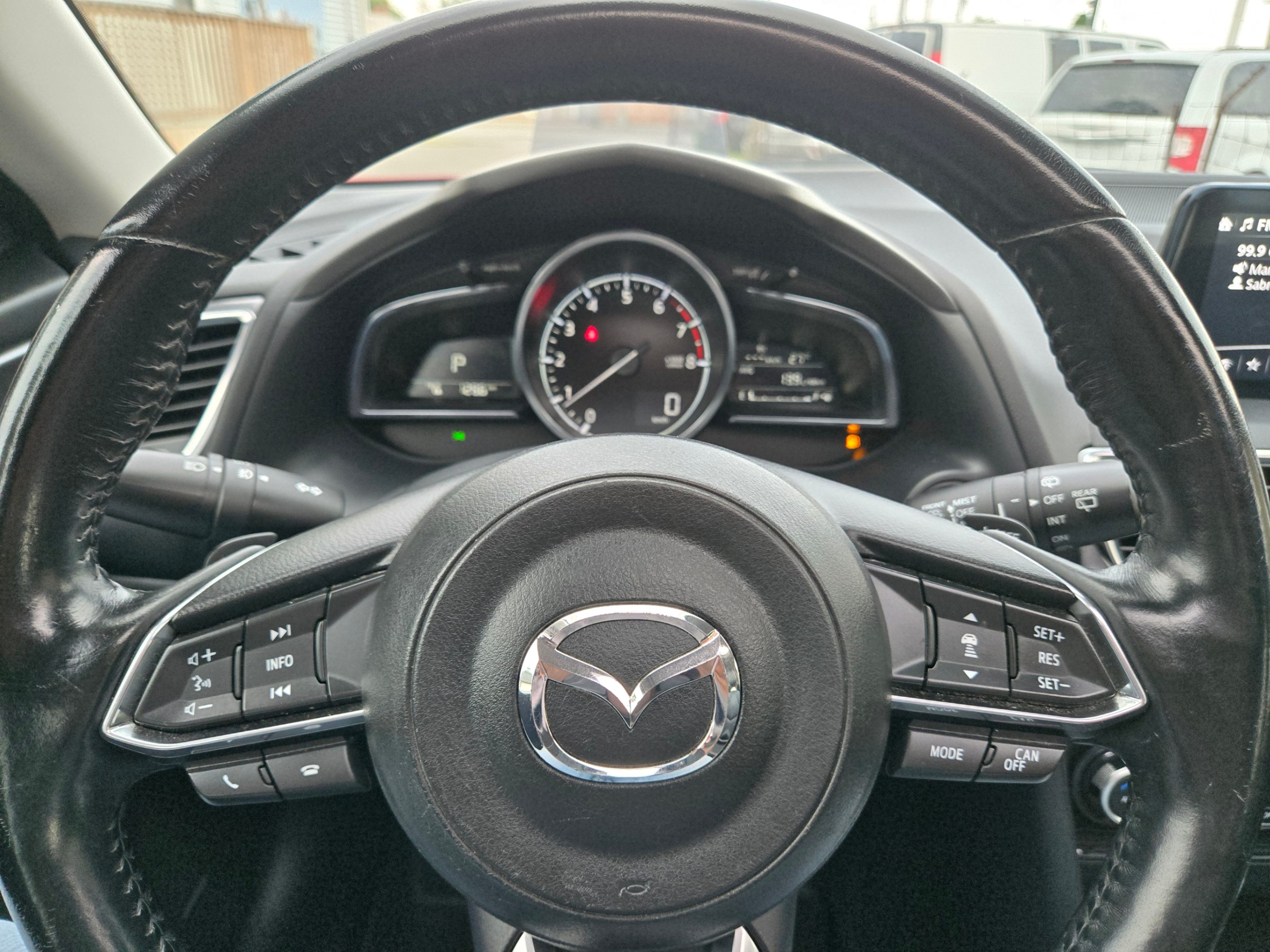 /hunsbroauto/2018-Mazda-Mazda3Sport-3370909177260999.jpg