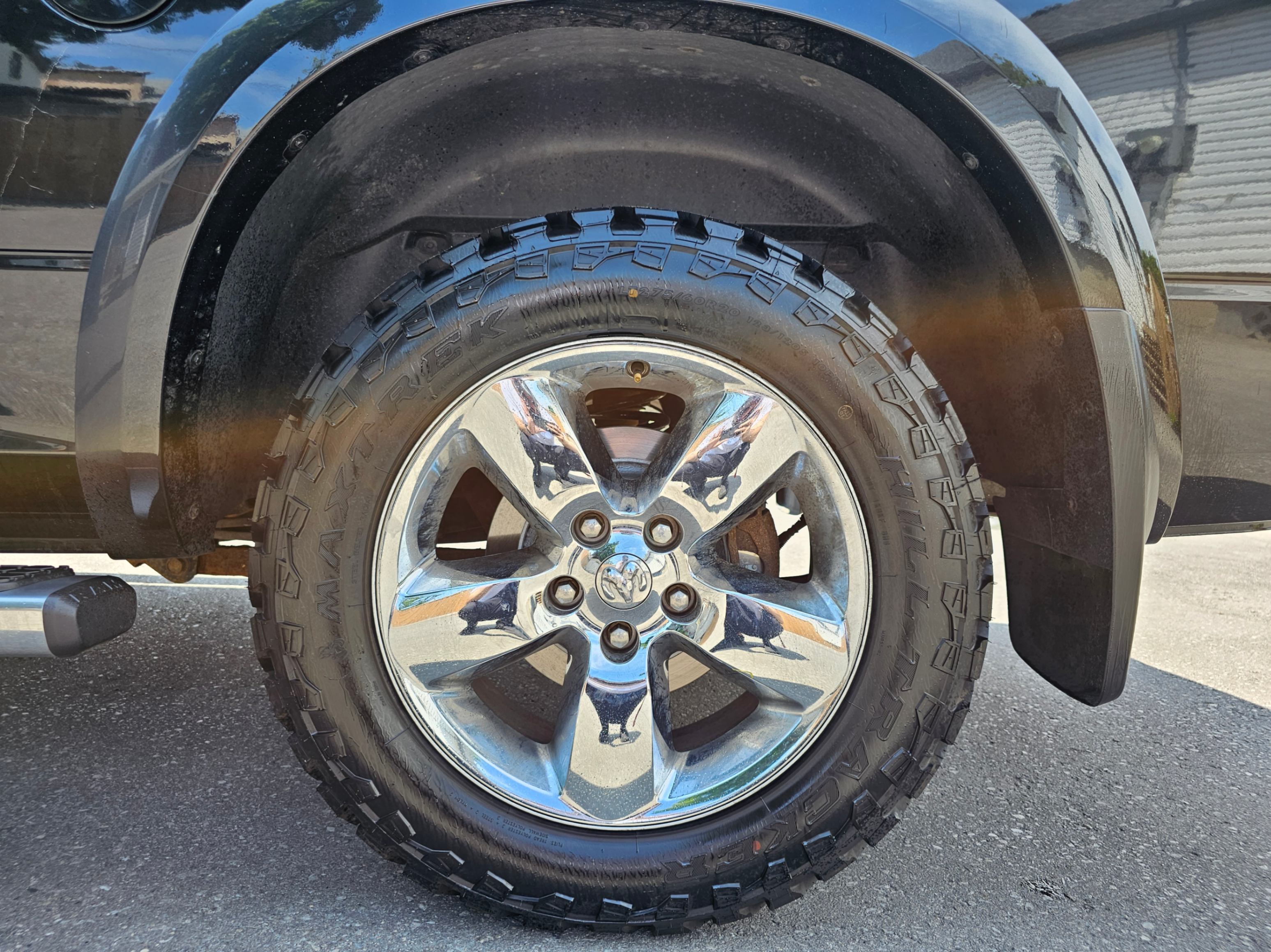 /hunsbroauto/2018-Ram-1500-08350195662686466.jpg
