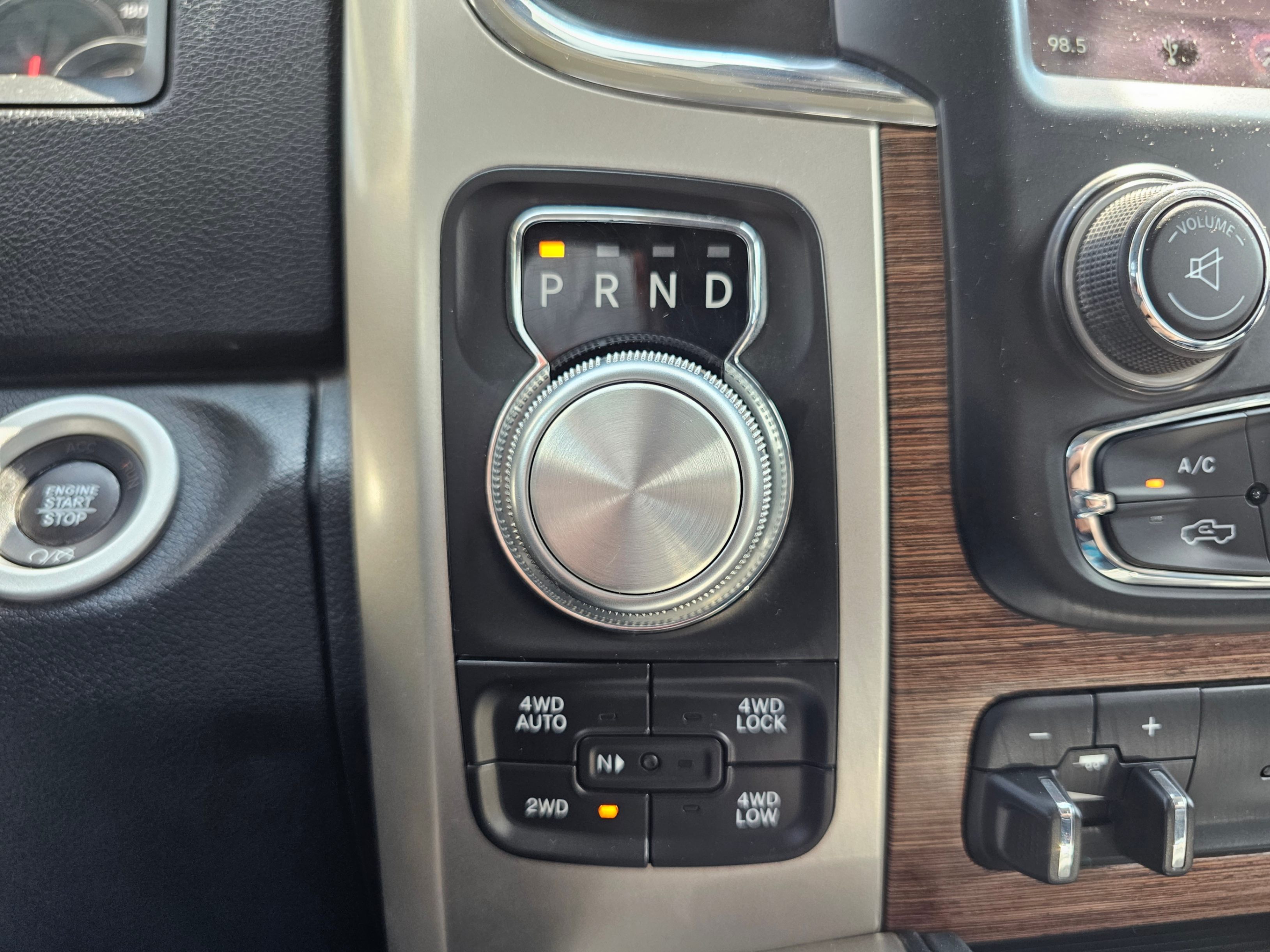 /hunsbroauto/2018-Ram-1500-22582468137318013.jpg