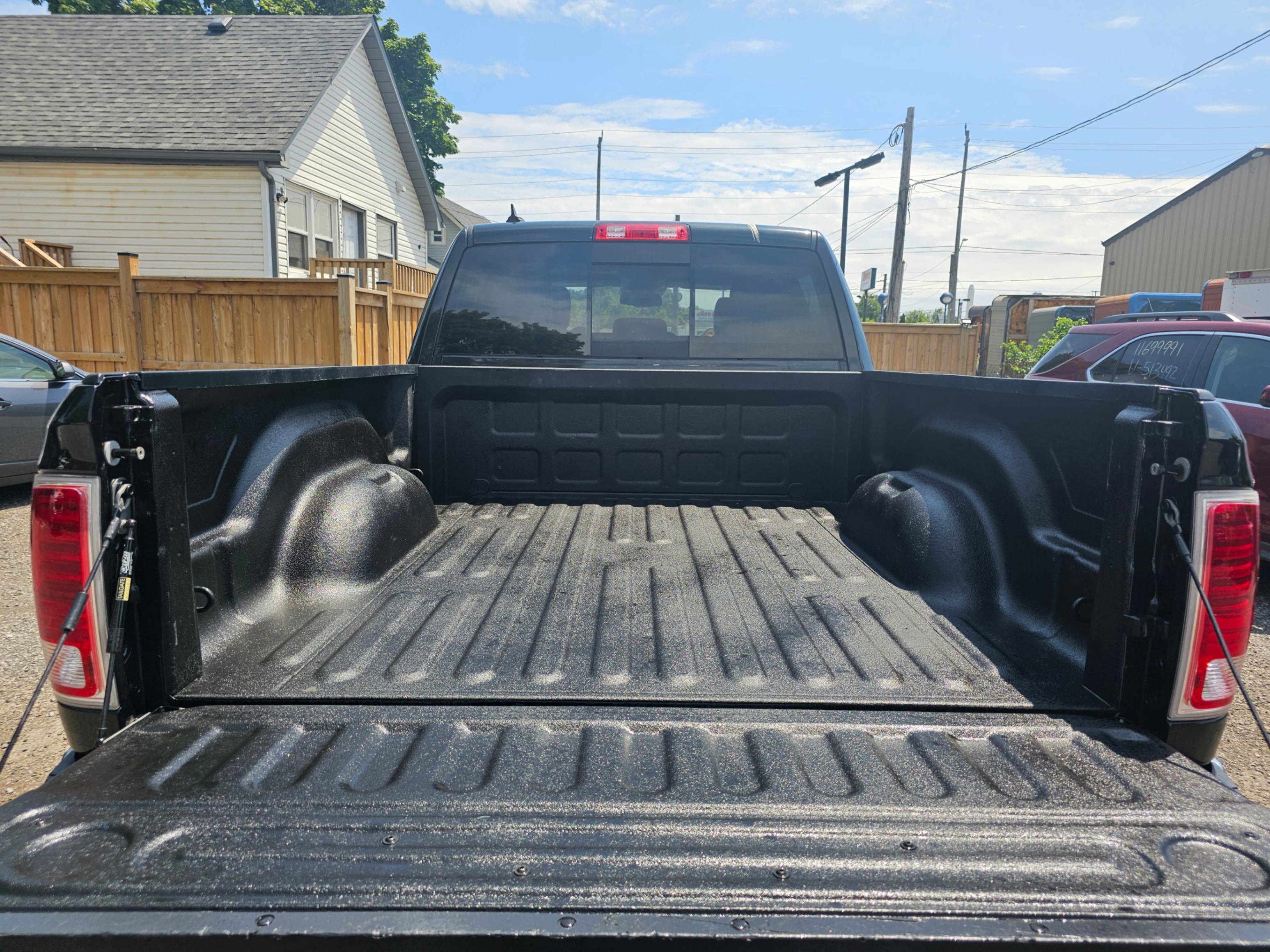 /hunsbroauto/2018-Ram-1500-3567494881272715.jpg