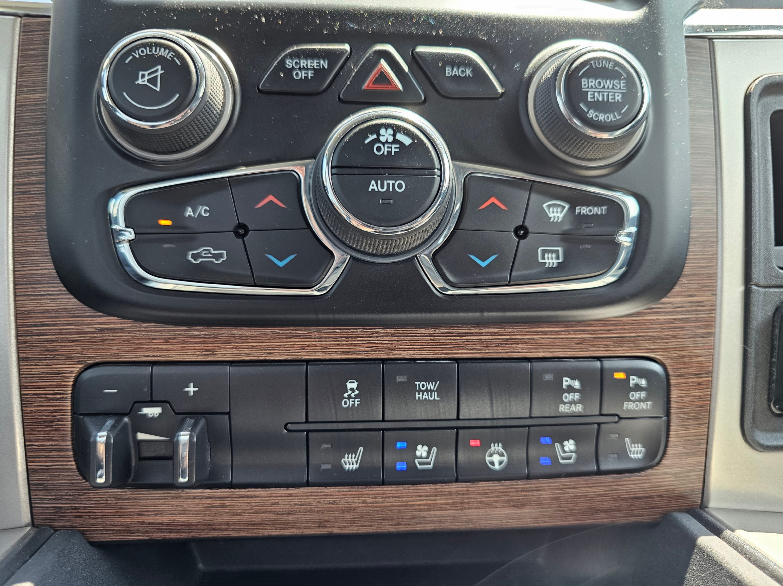 /hunsbroauto/2018-Ram-1500-3638578653948945.jpg