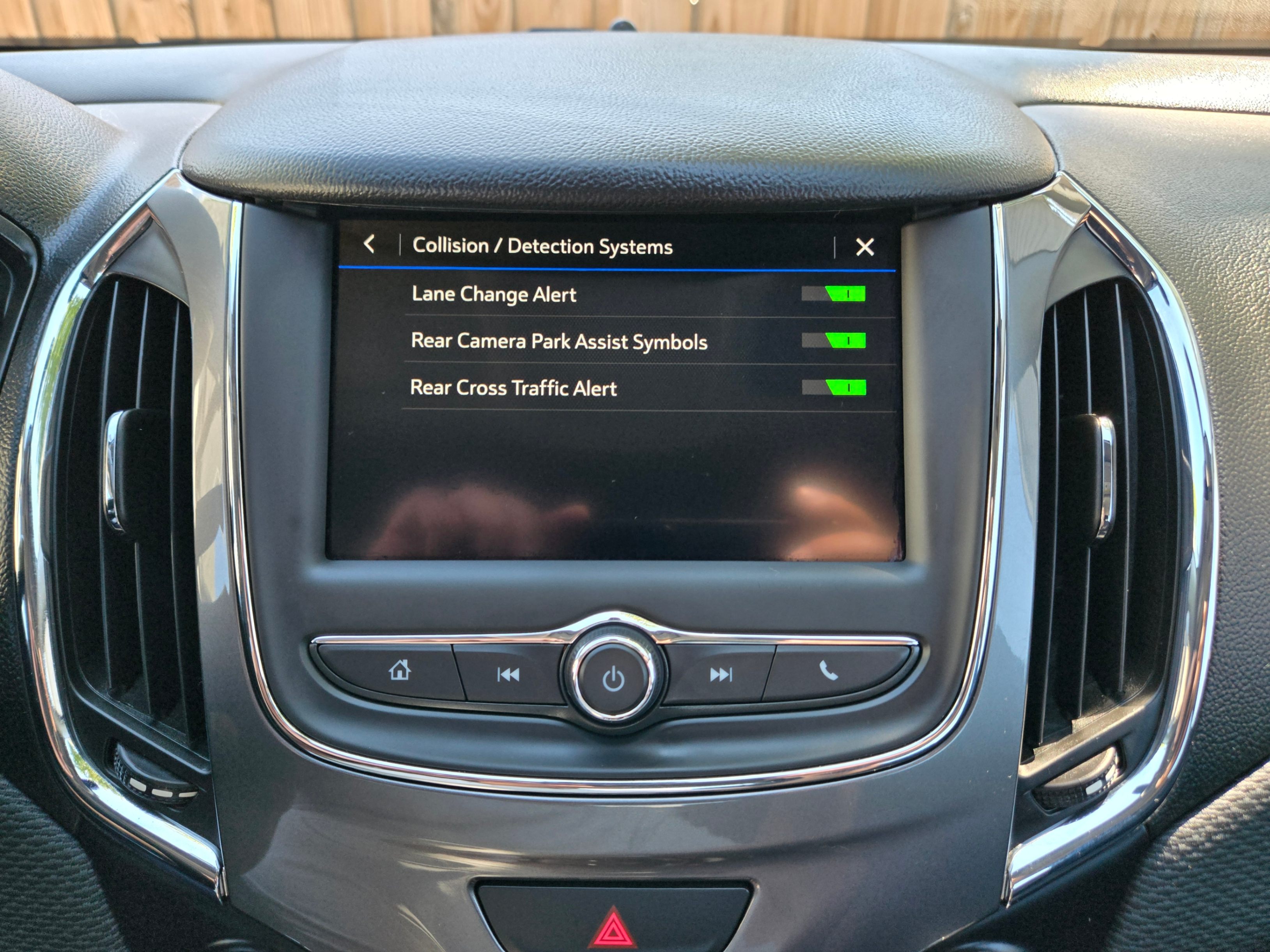 /hunsbroauto/2019-Chevrolet-Cruze-013014352223365888.jpg