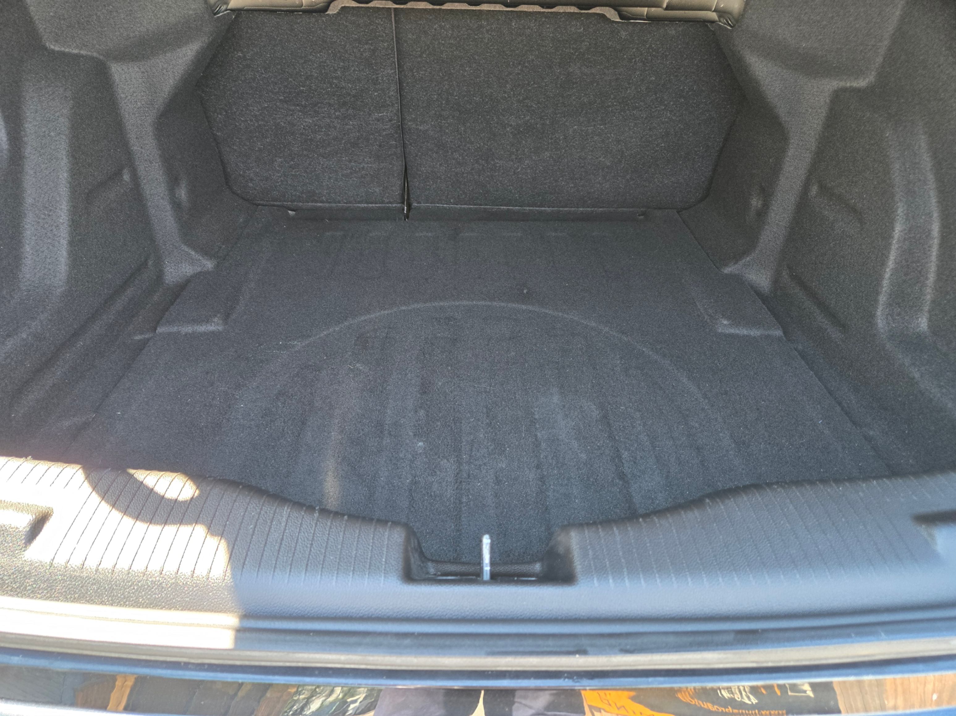 /hunsbroauto/2019-Chevrolet-Cruze-5470537526462416.jpg