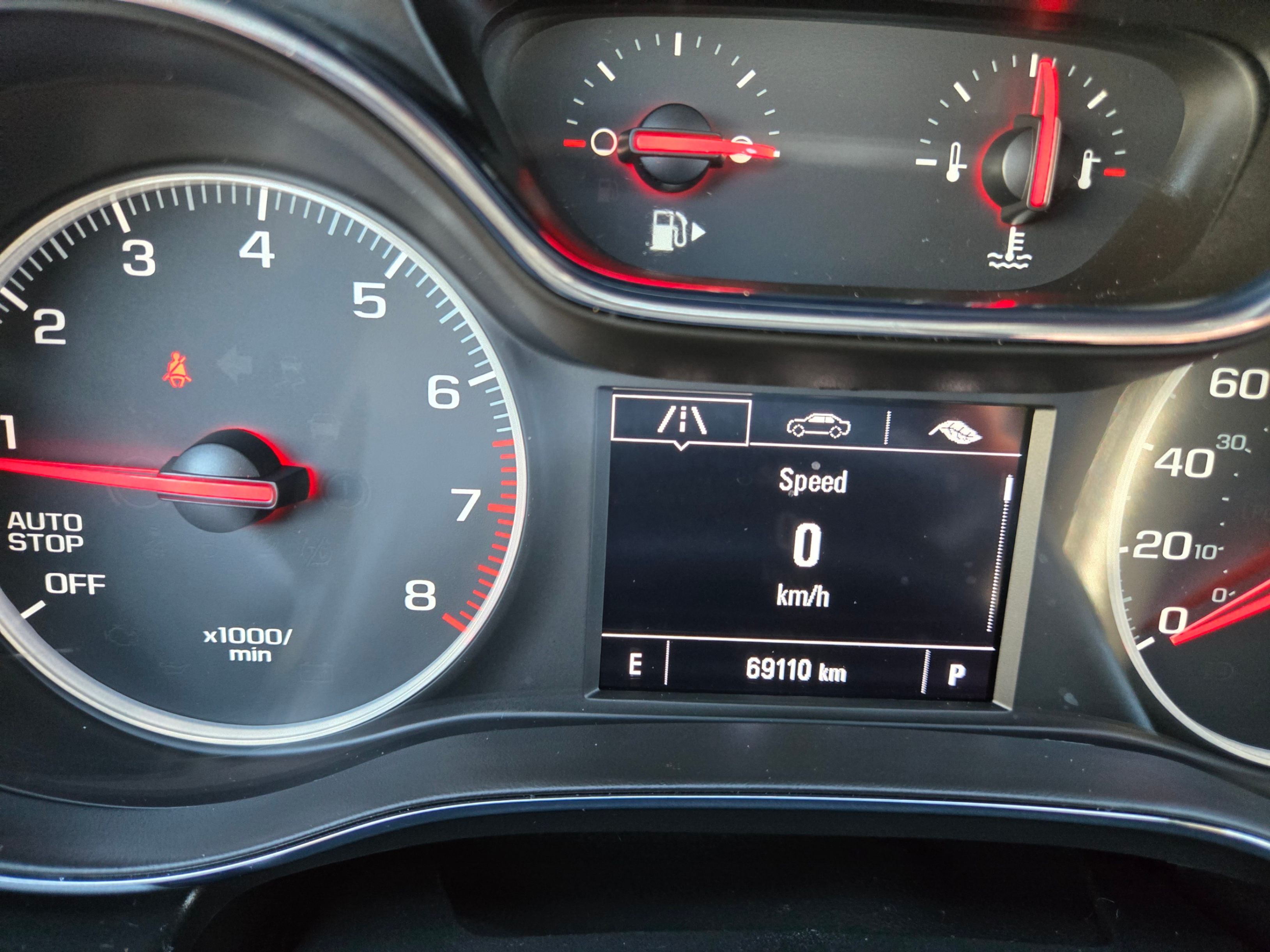 /hunsbroauto/2019-Chevrolet-Cruze-569480863272269.jpg