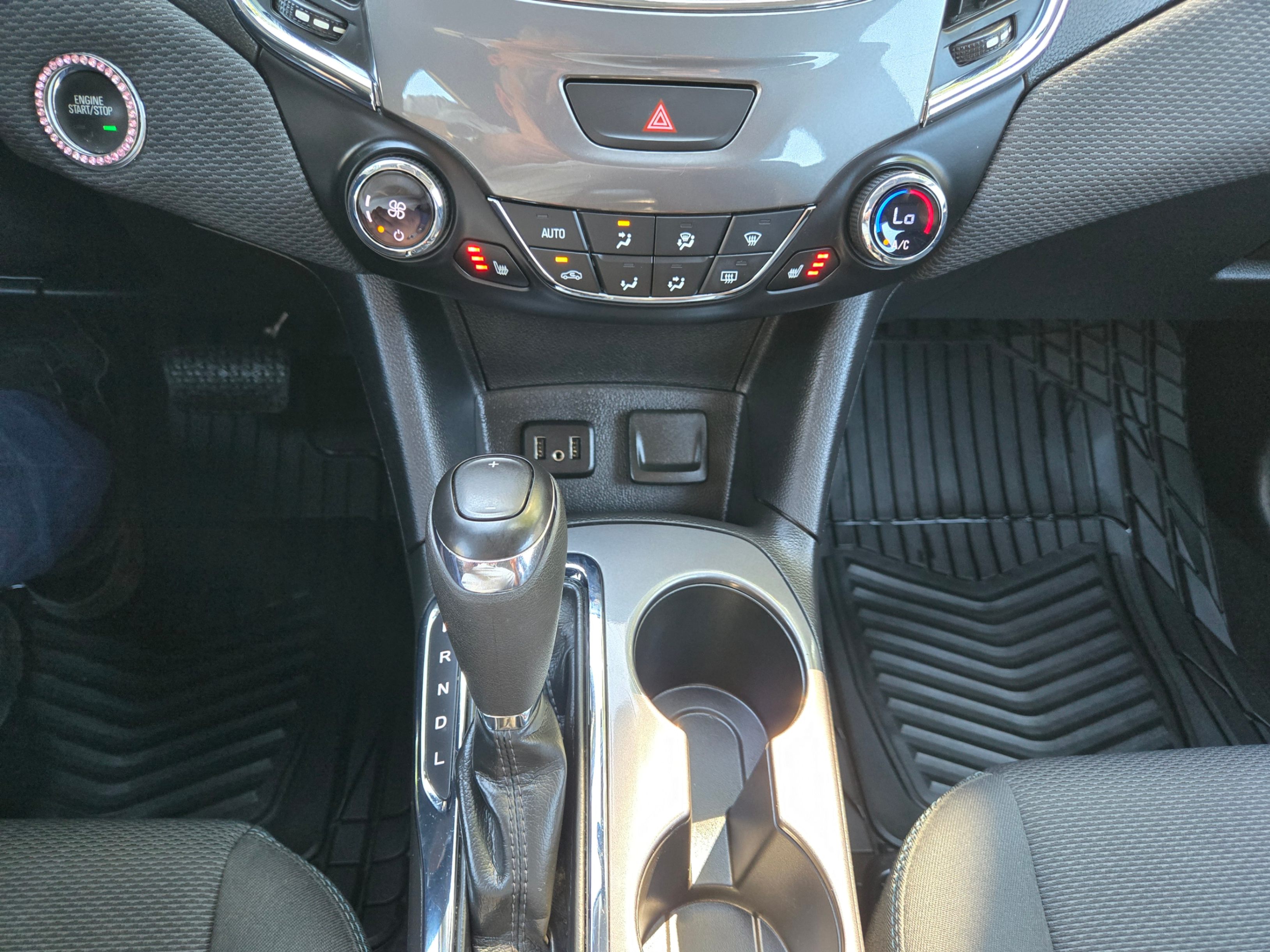 /hunsbroauto/2019-Chevrolet-Cruze-9310702622981804.jpg