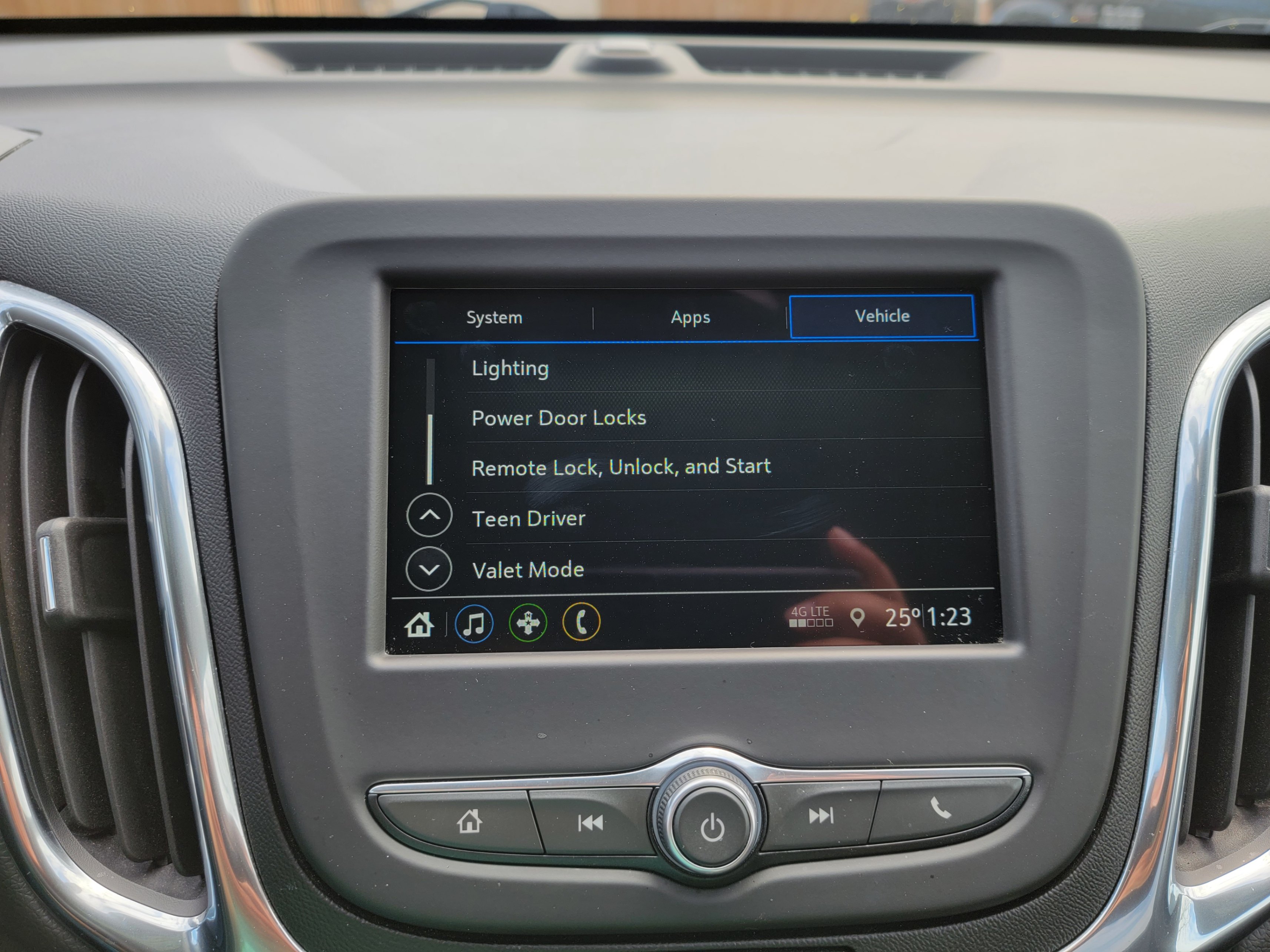 /hunsbroauto/2019-Chevrolet-Equinox-3696787836906643.jpg