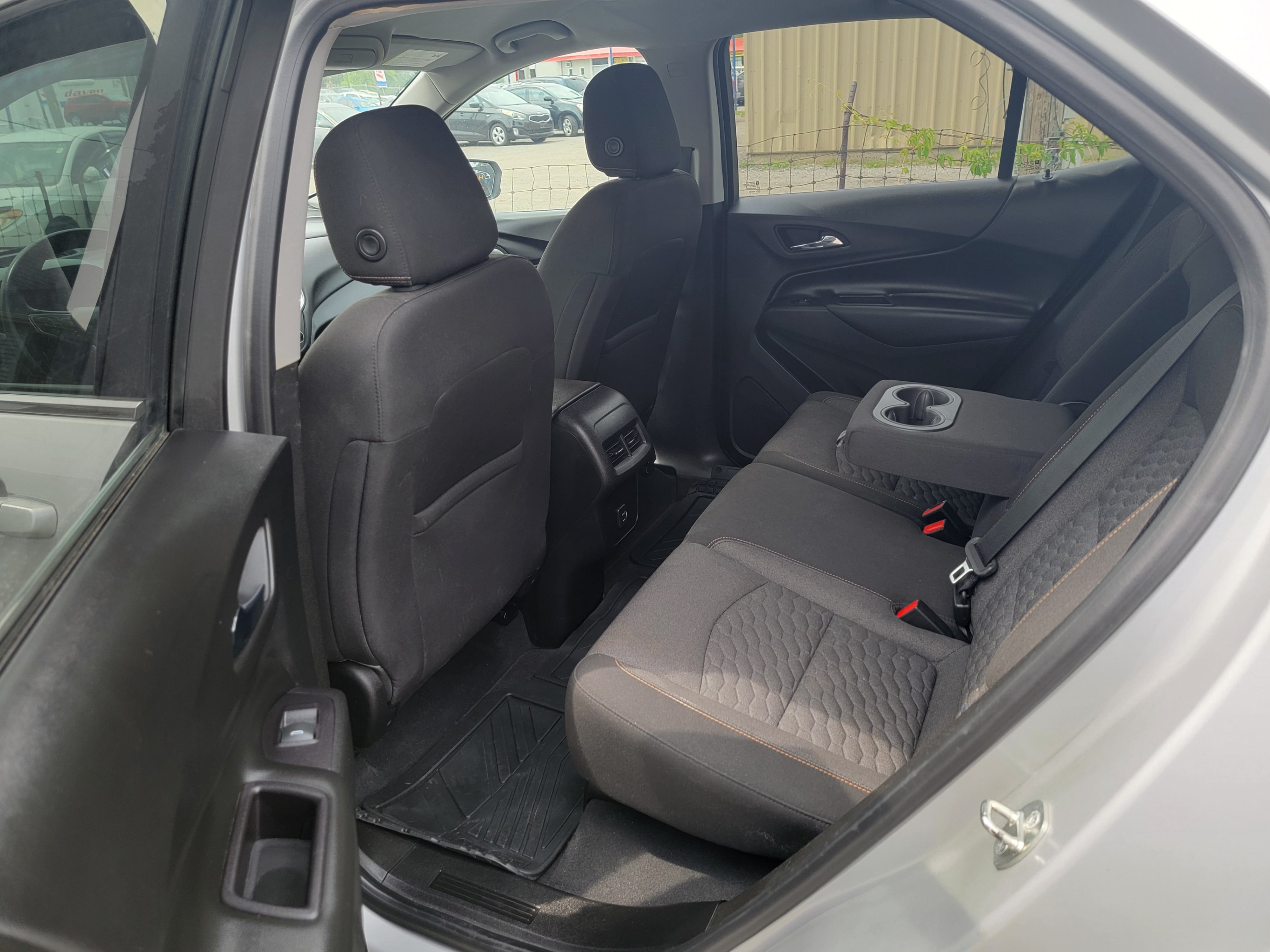 /hunsbroauto/2019-Chevrolet-Equinox-4942111310517161.jpg