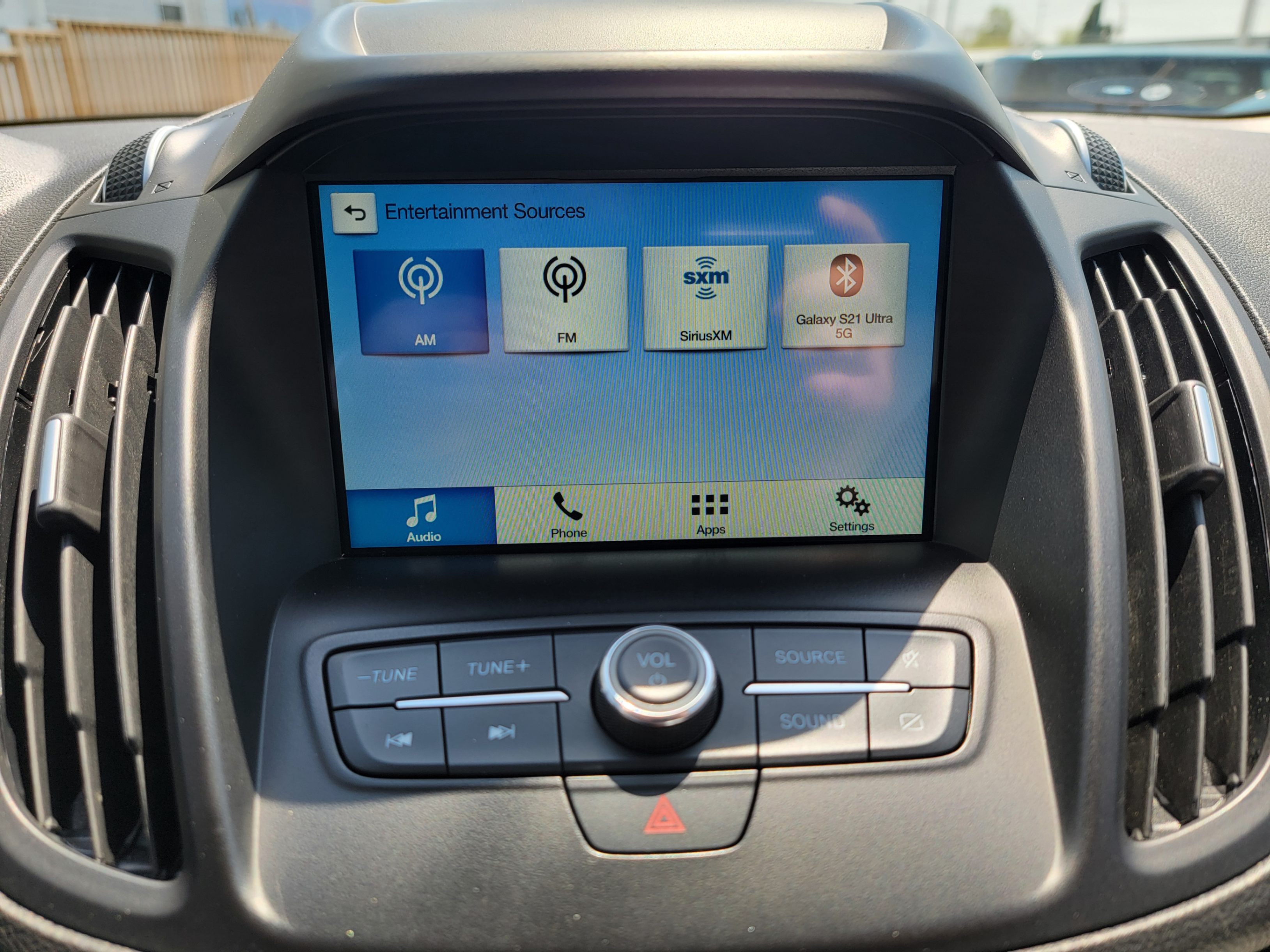 /hunsbroauto/2019-Ford-Escape-9755894758364696.jpg
