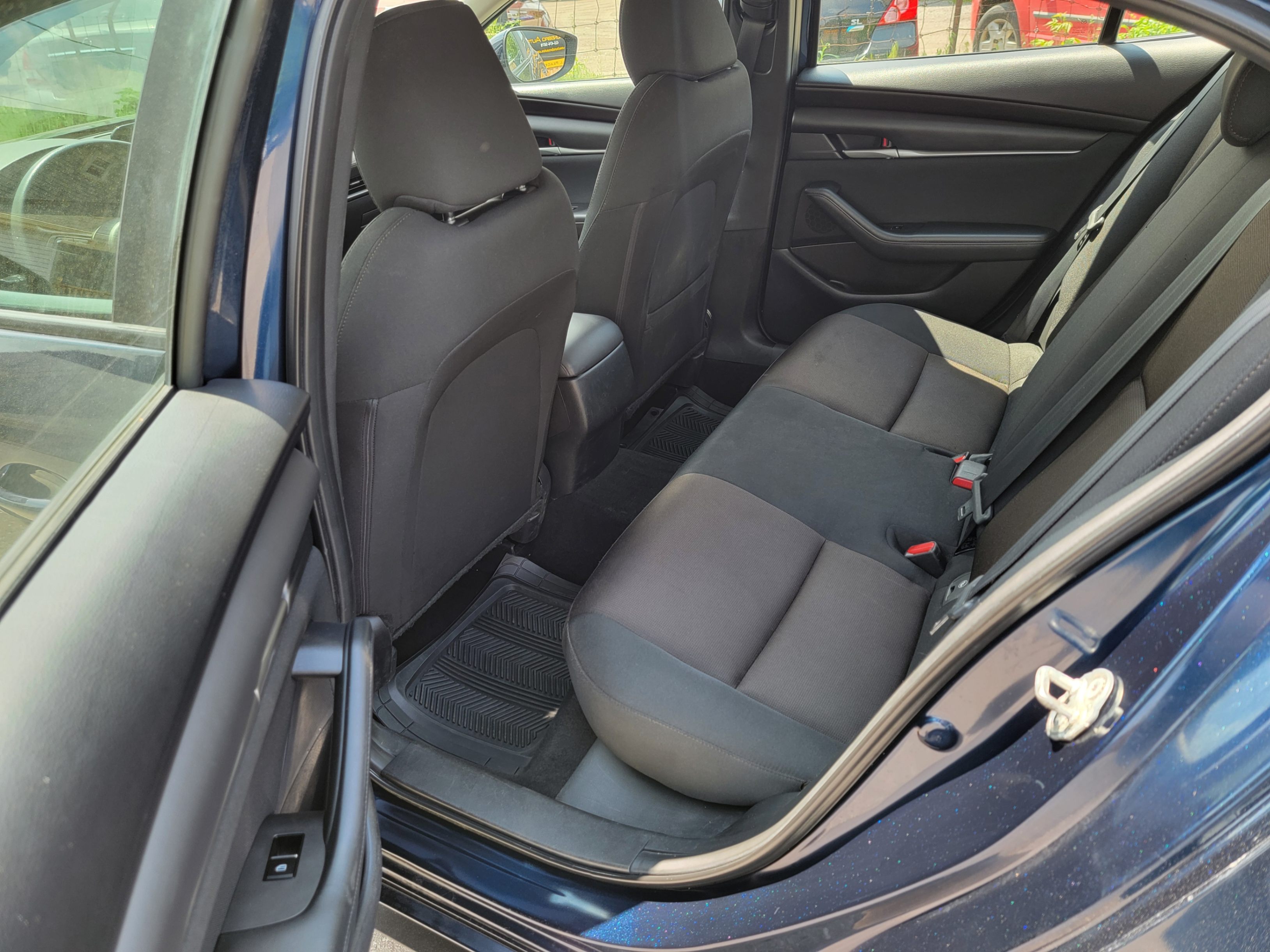 /hunsbroauto/2019-Mazda-Mazda3-23684711256574675.jpg