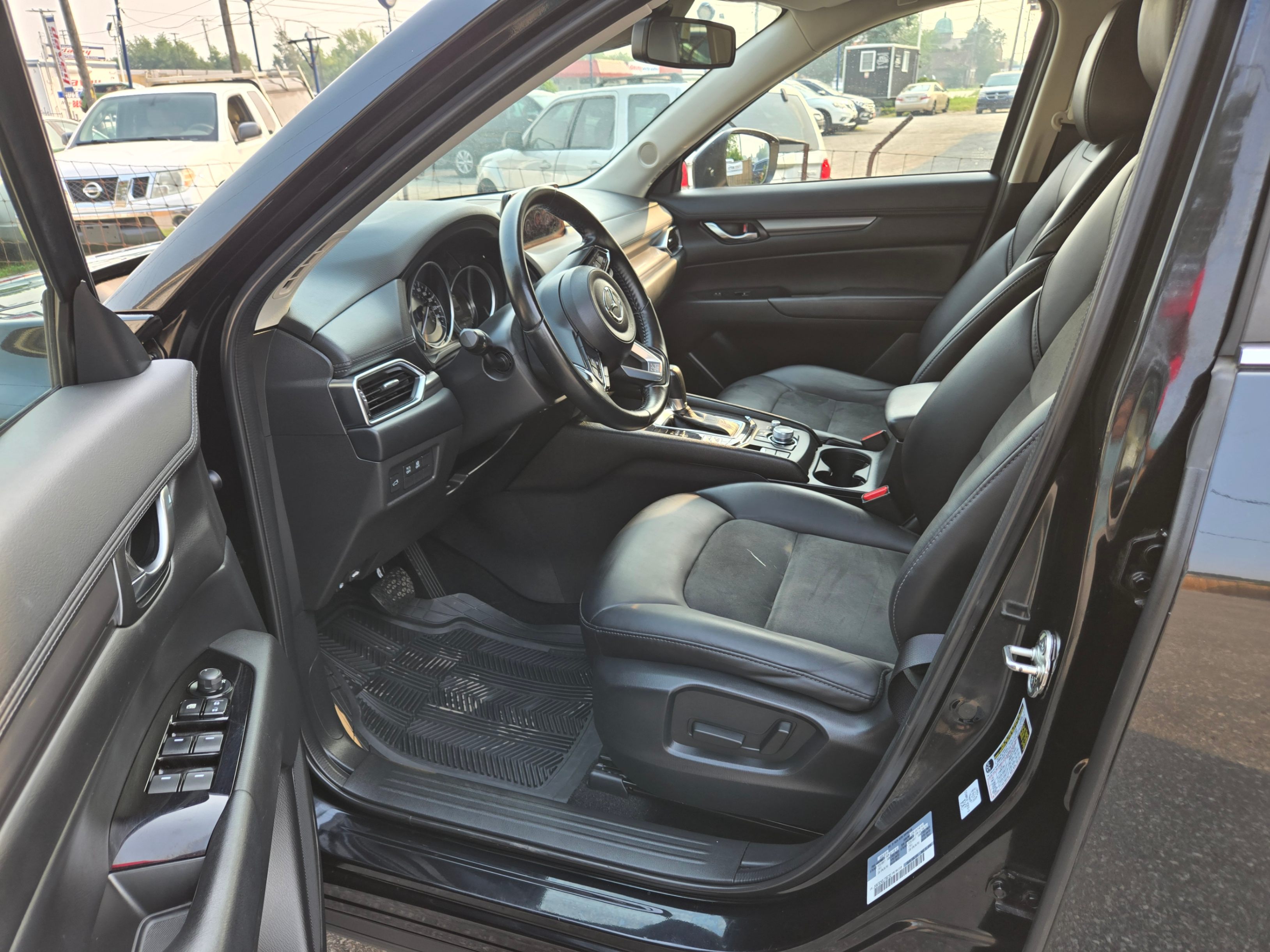 /hunsbroauto/2020-Mazda-CX-5-686257277031405.jpg
