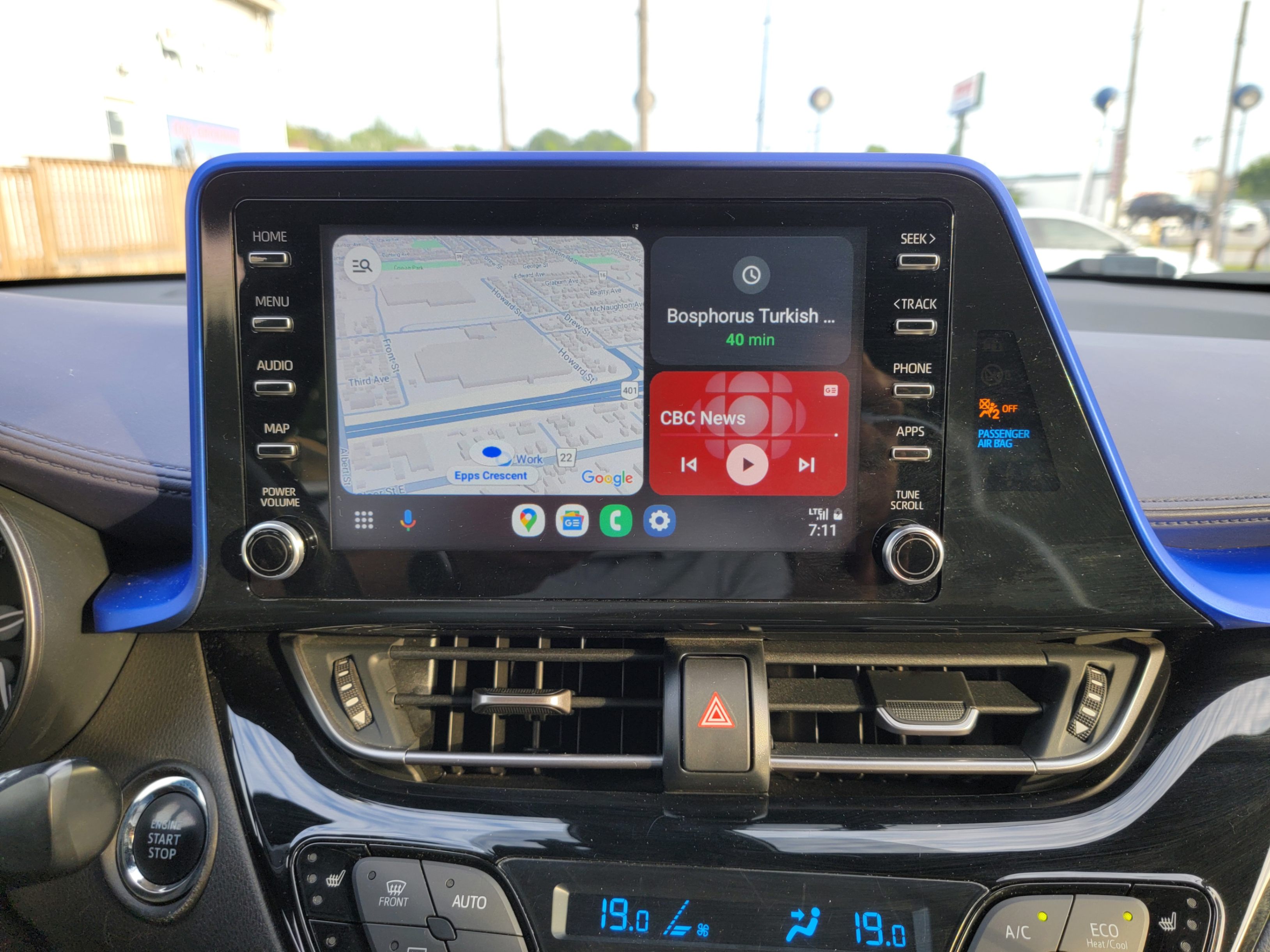 /hunsbroauto/2020-Toyota-C-HR-26561001356519087.jpg