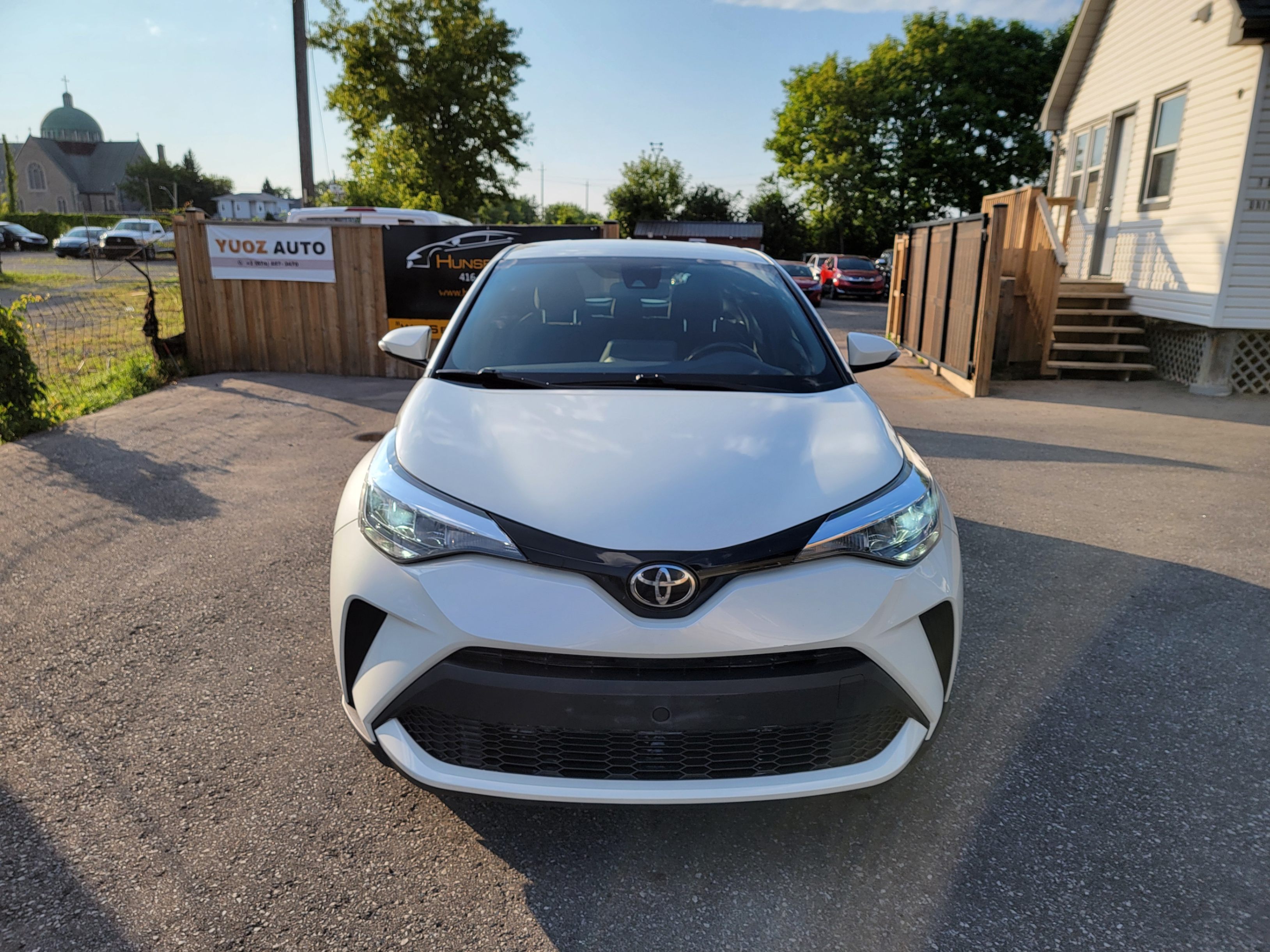 /hunsbroauto/2020-Toyota-C-HR-39704330378841424.jpg