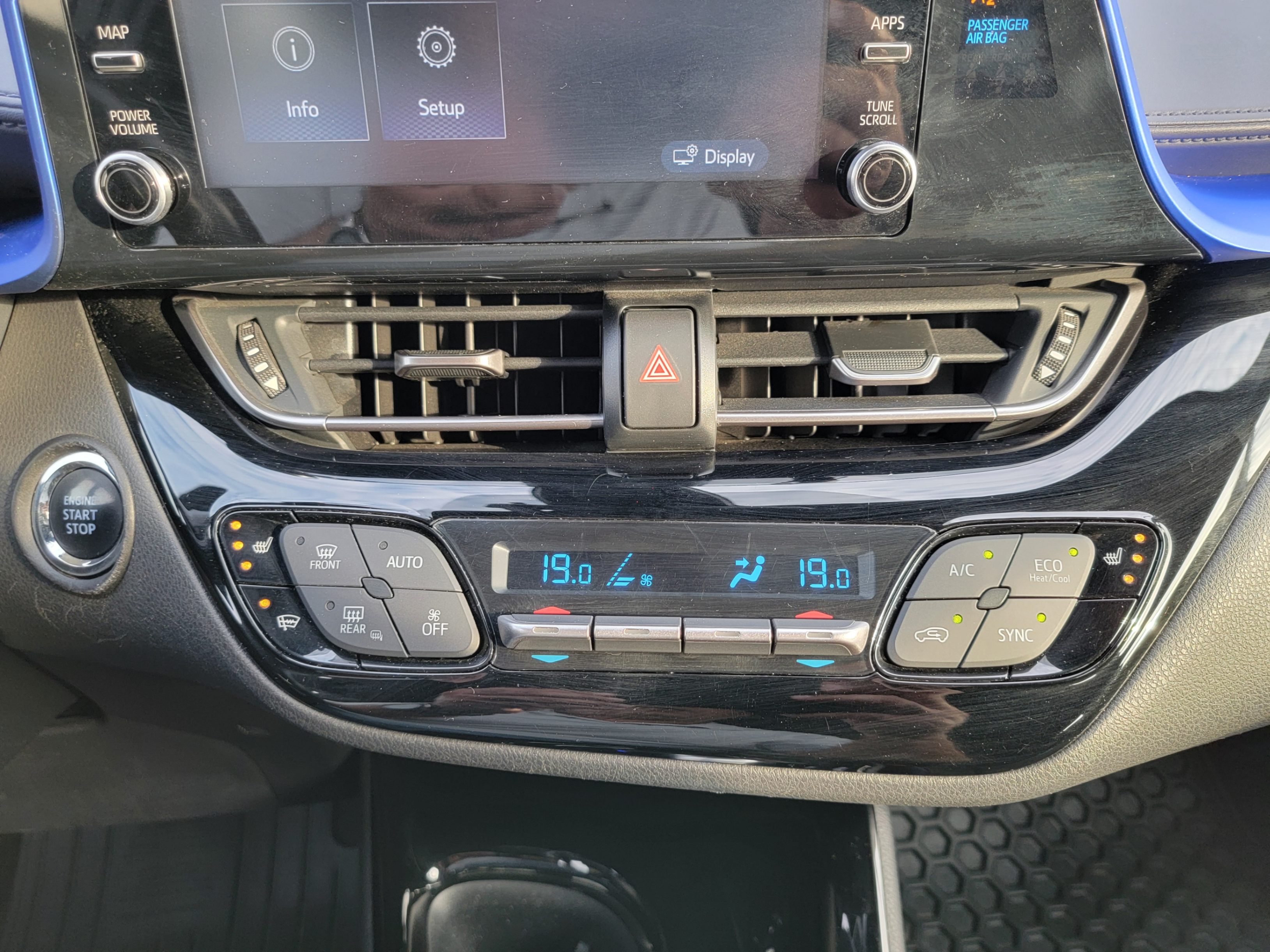 /hunsbroauto/2020-Toyota-C-HR-7816809625421619.jpg