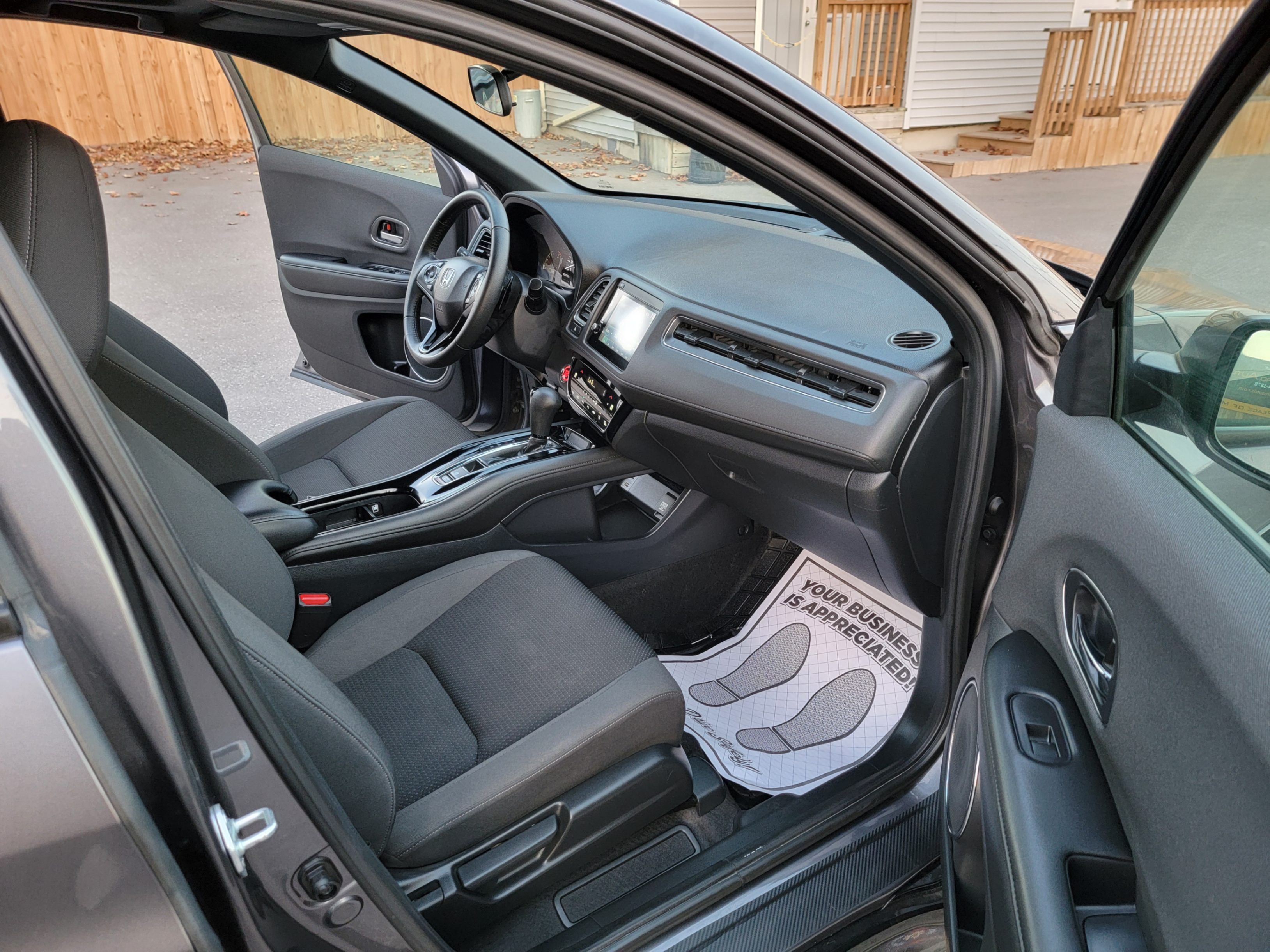 /hunsbroauto/2022-Honda-HR-V-32486925499507713.jpg