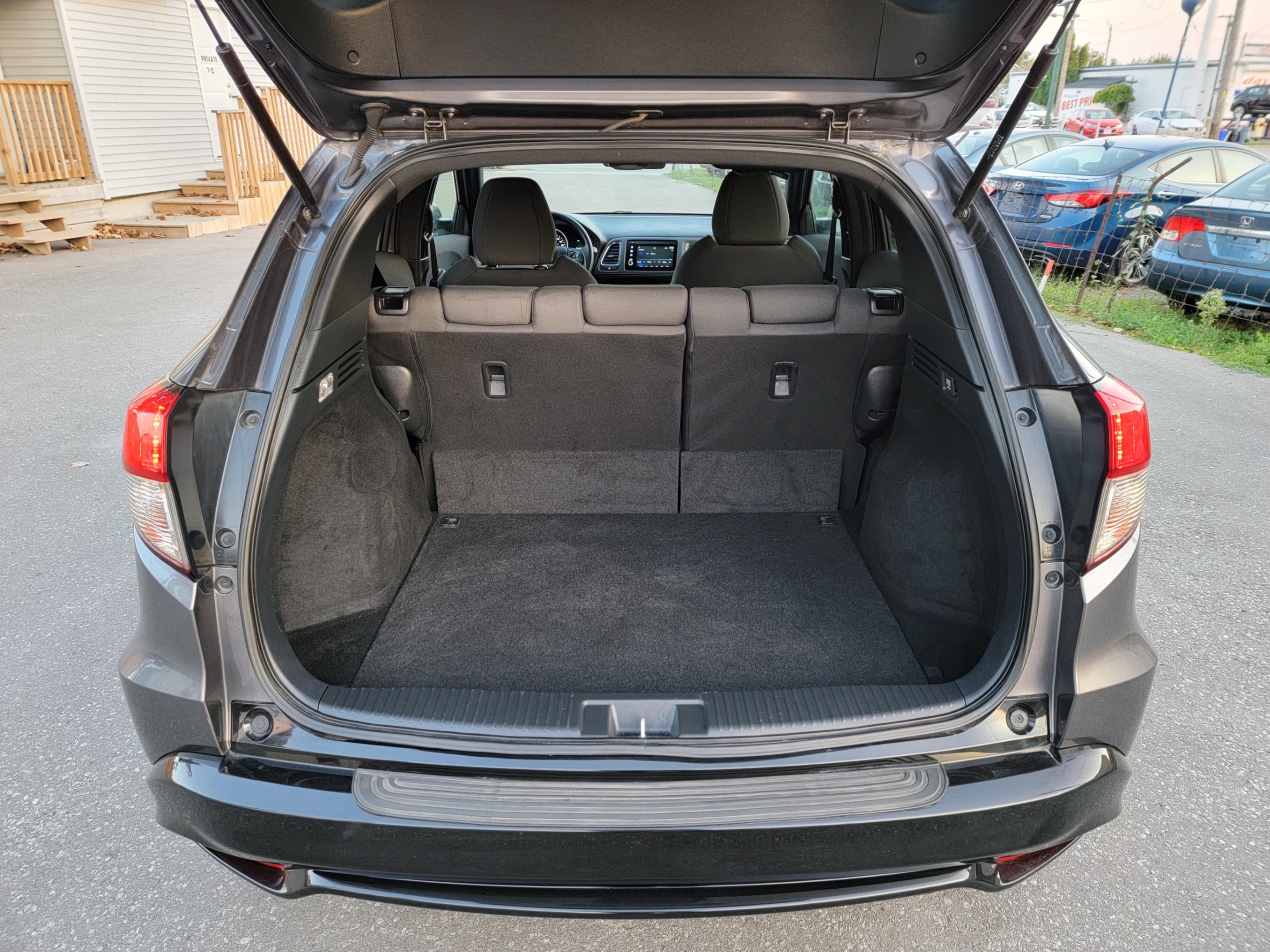 /hunsbroauto/2022-Honda-HR-V-8411705139595804.jpg