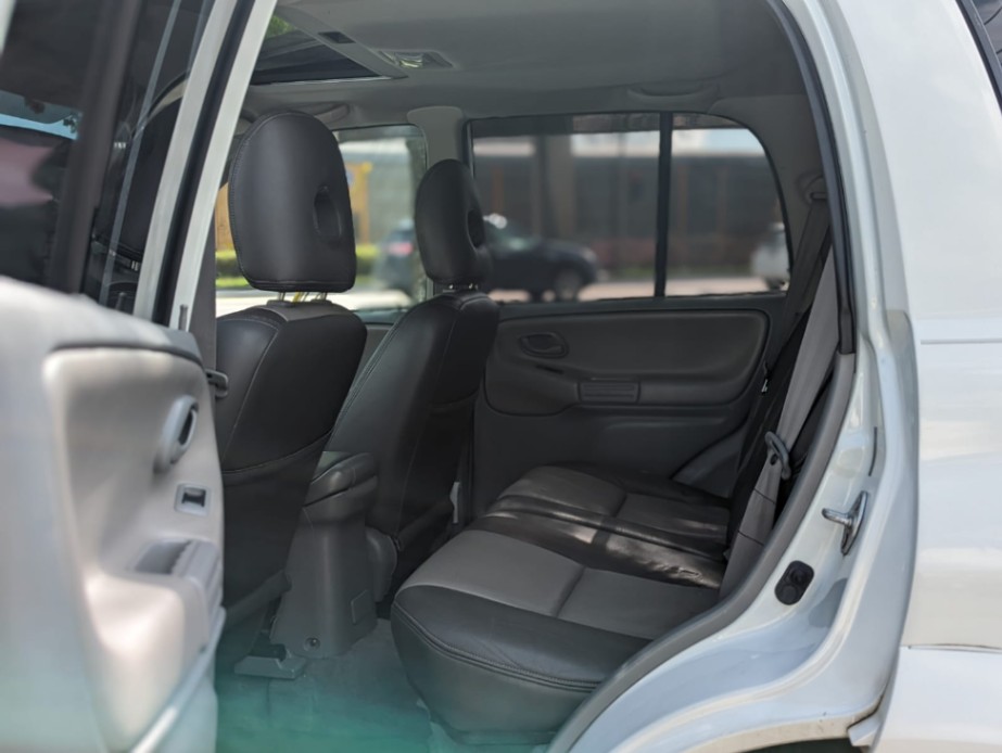 /idrivemotors/2003-Suzuki-GrandVitara-6755416106157659.jpg