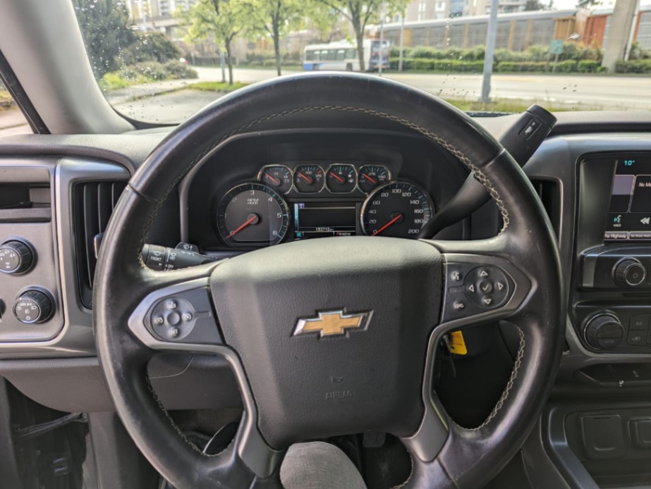 /idrivemotors/2015-Chevrolet-Silverado1500-15442573139418592.jpg