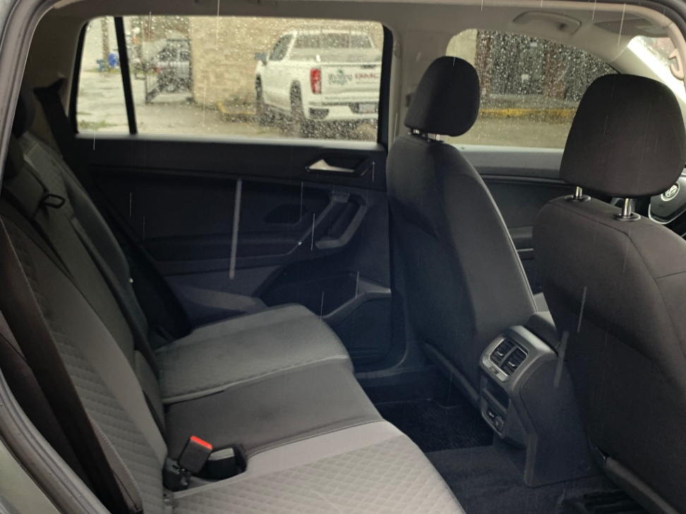 /idrivemotors/2018-Volkswagen-Tiguan-5951361668265702.jpg