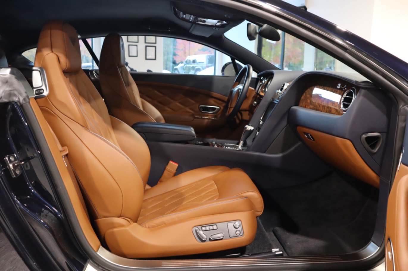 /infiniterideautoltd/2012-Bentley-ContinentalGT-7872477561896671.jpg