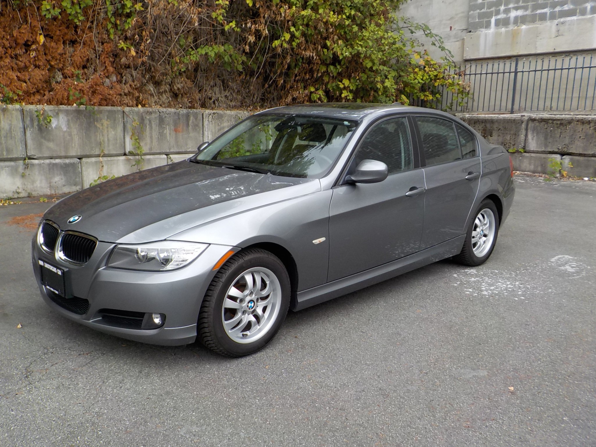 Voxcar BMW 323i SEDAN in Gray, VANCOUVER