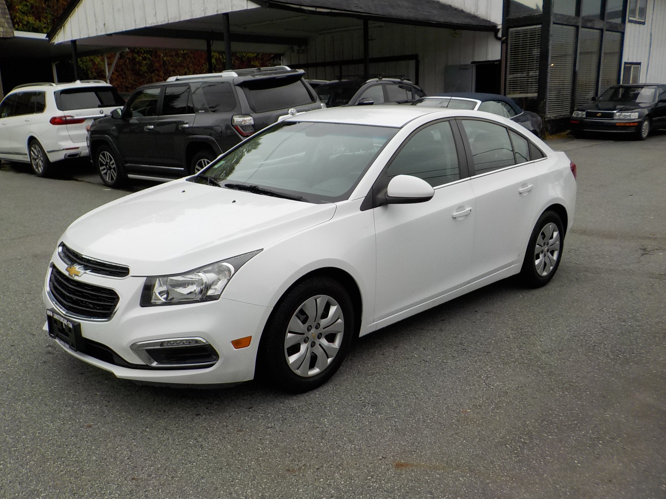Voxcar CHEVROLET Cruze SEDAN in White, VANCOUVER