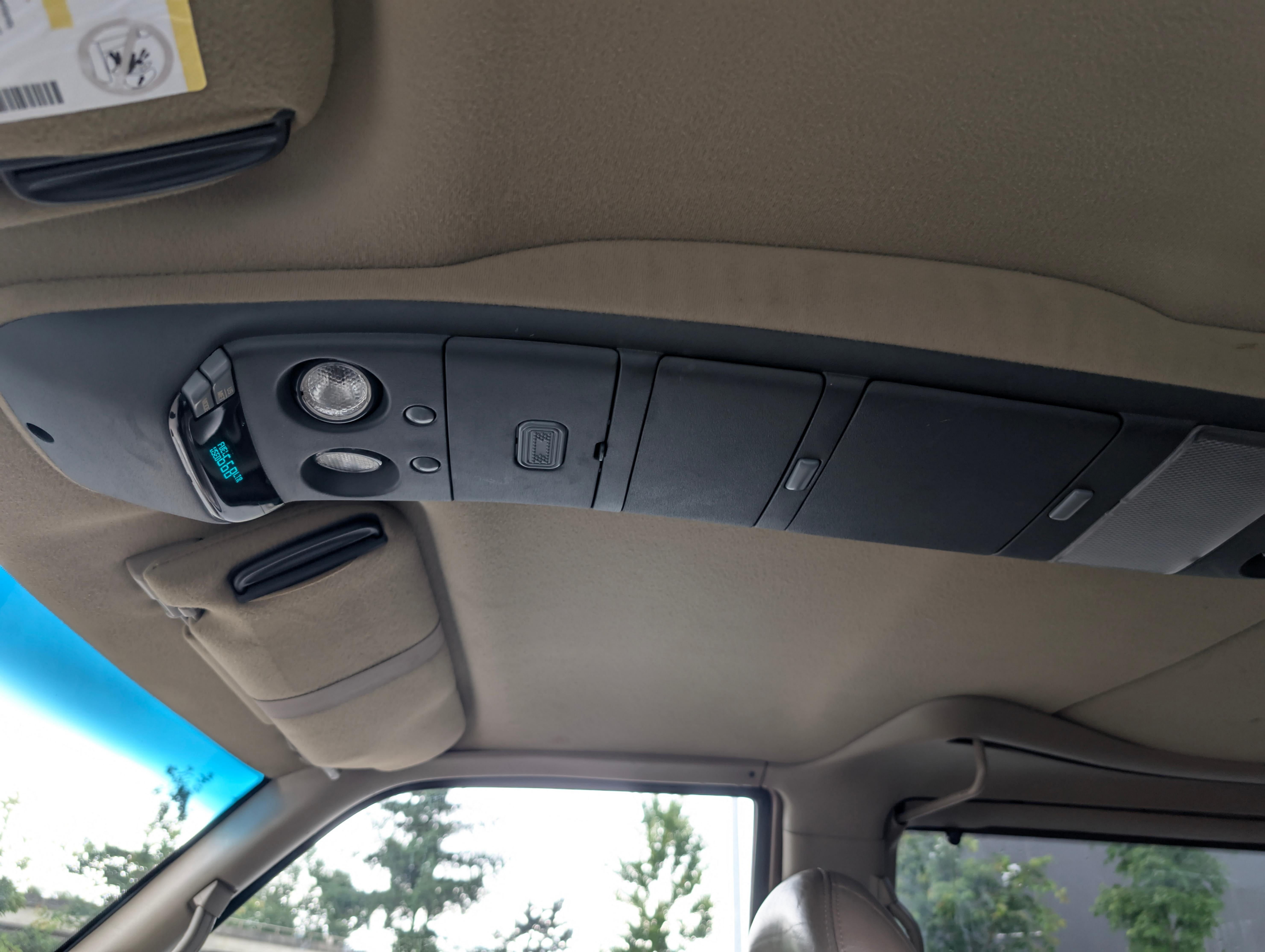 /joemotorltd1/1999-GMC-SafariPassenger-17907023937519662.jpg