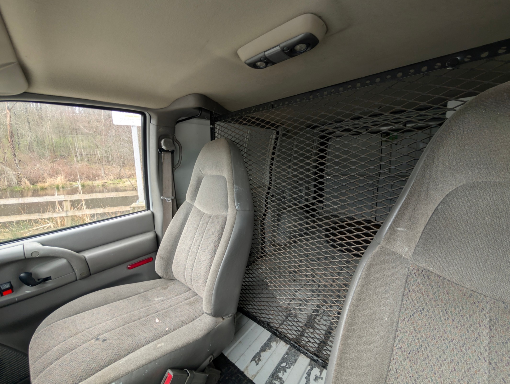 /joemotorltd1/2003-GMC-Safari-7636942219070855.jpg